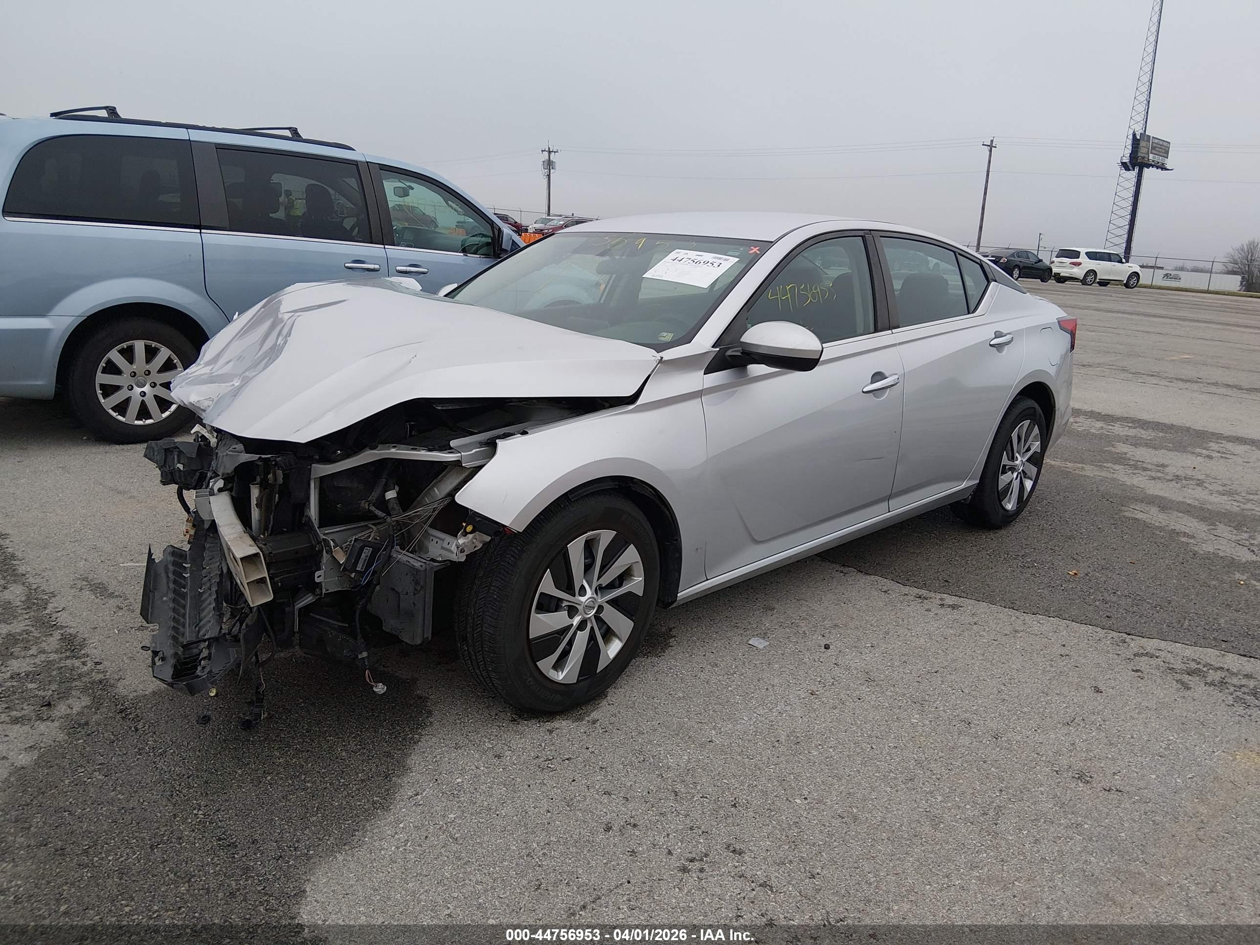 NISSAN ALTIMA image 2