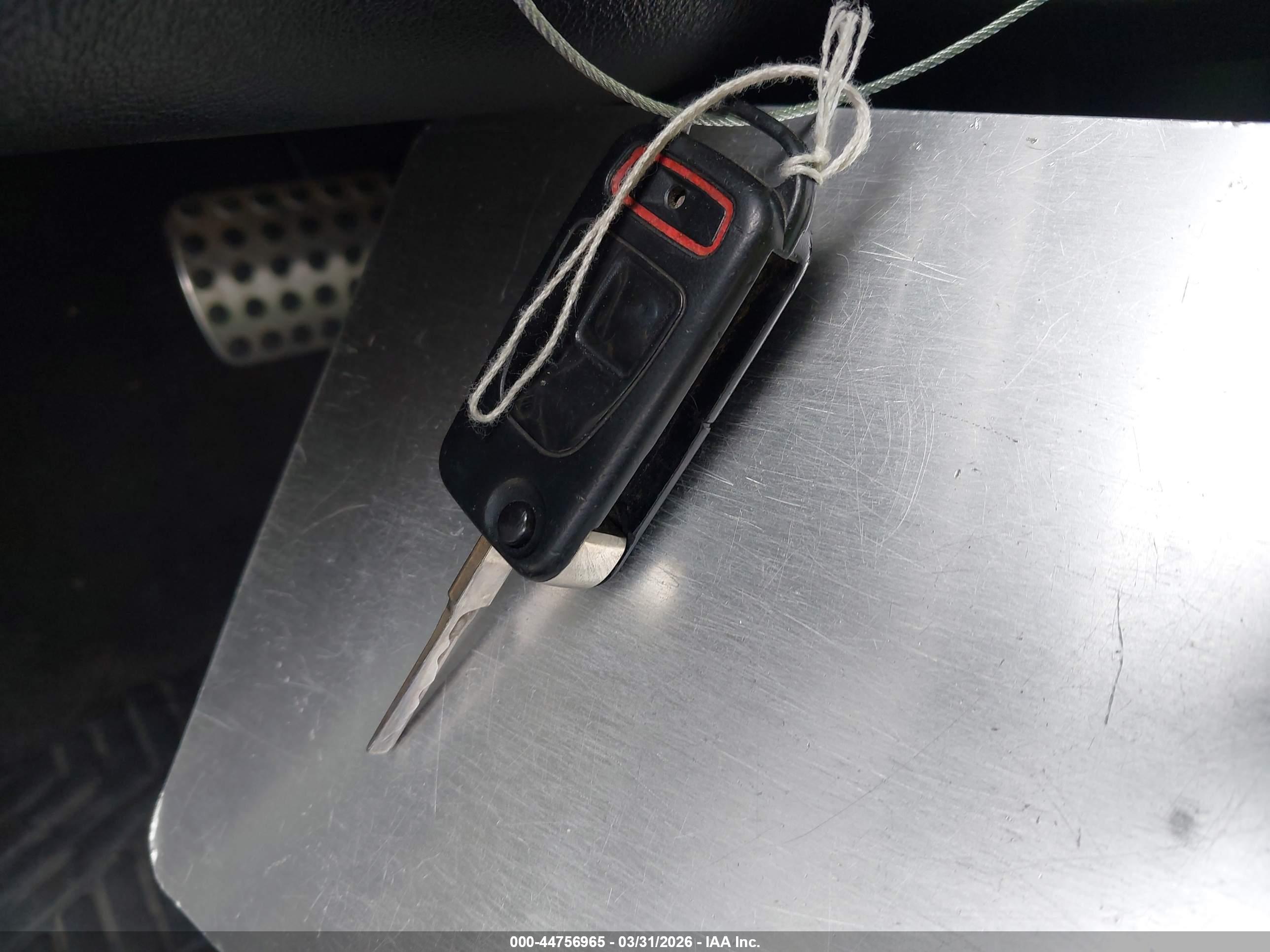 MERCEDES-BENZ SLK image 11