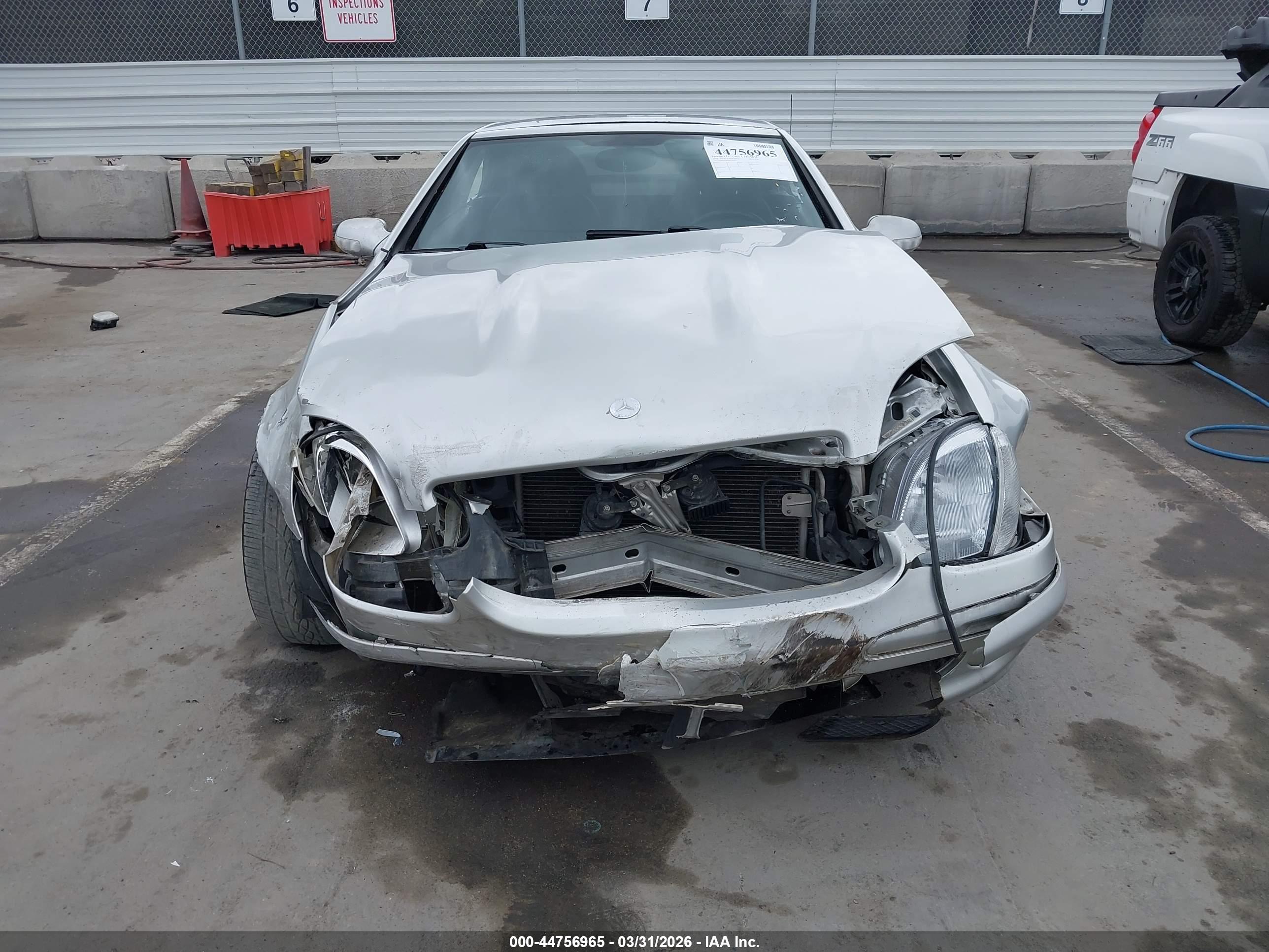 MERCEDES-BENZ SLK image 6