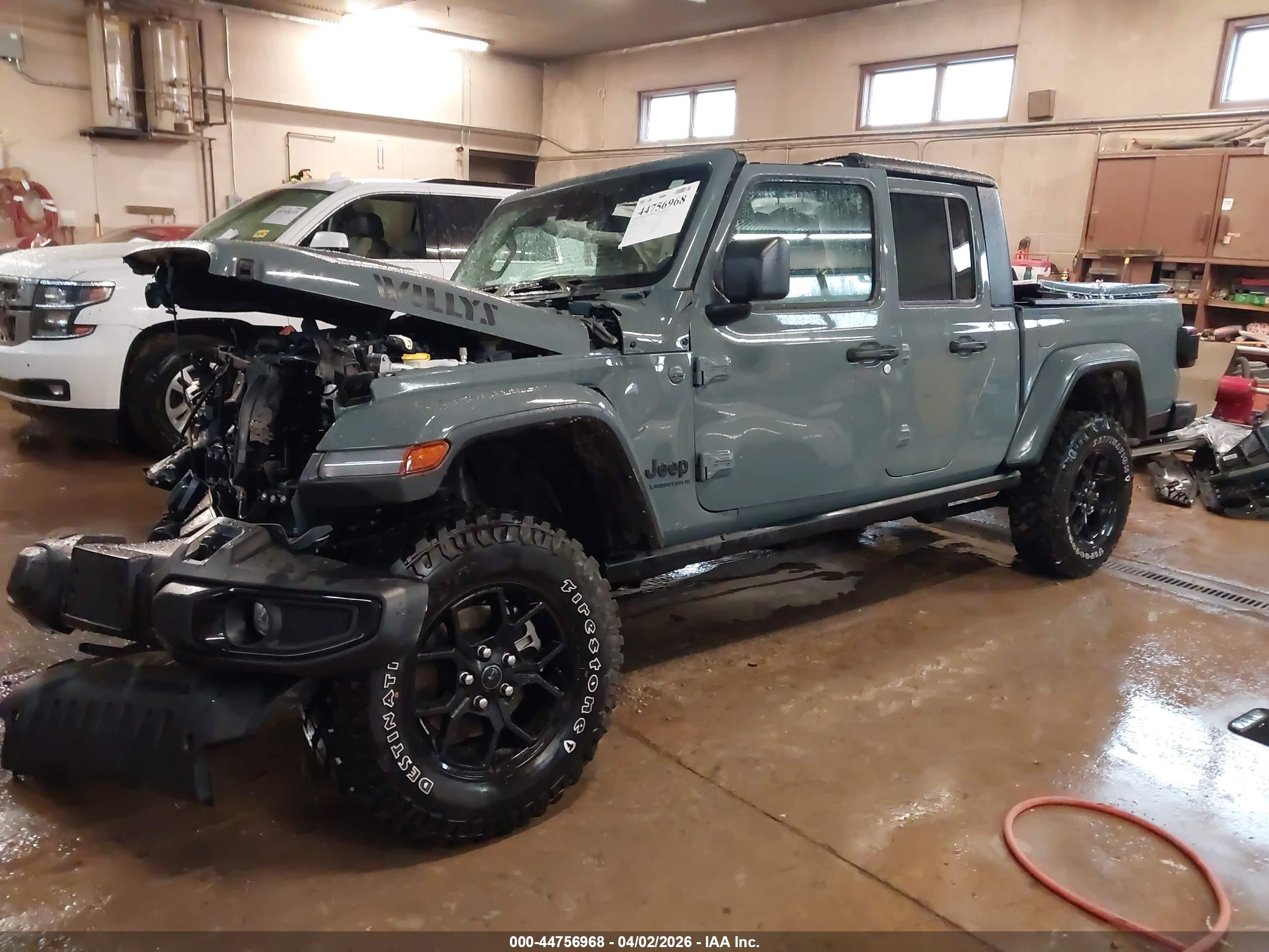 JEEP GLADIATOR image 2