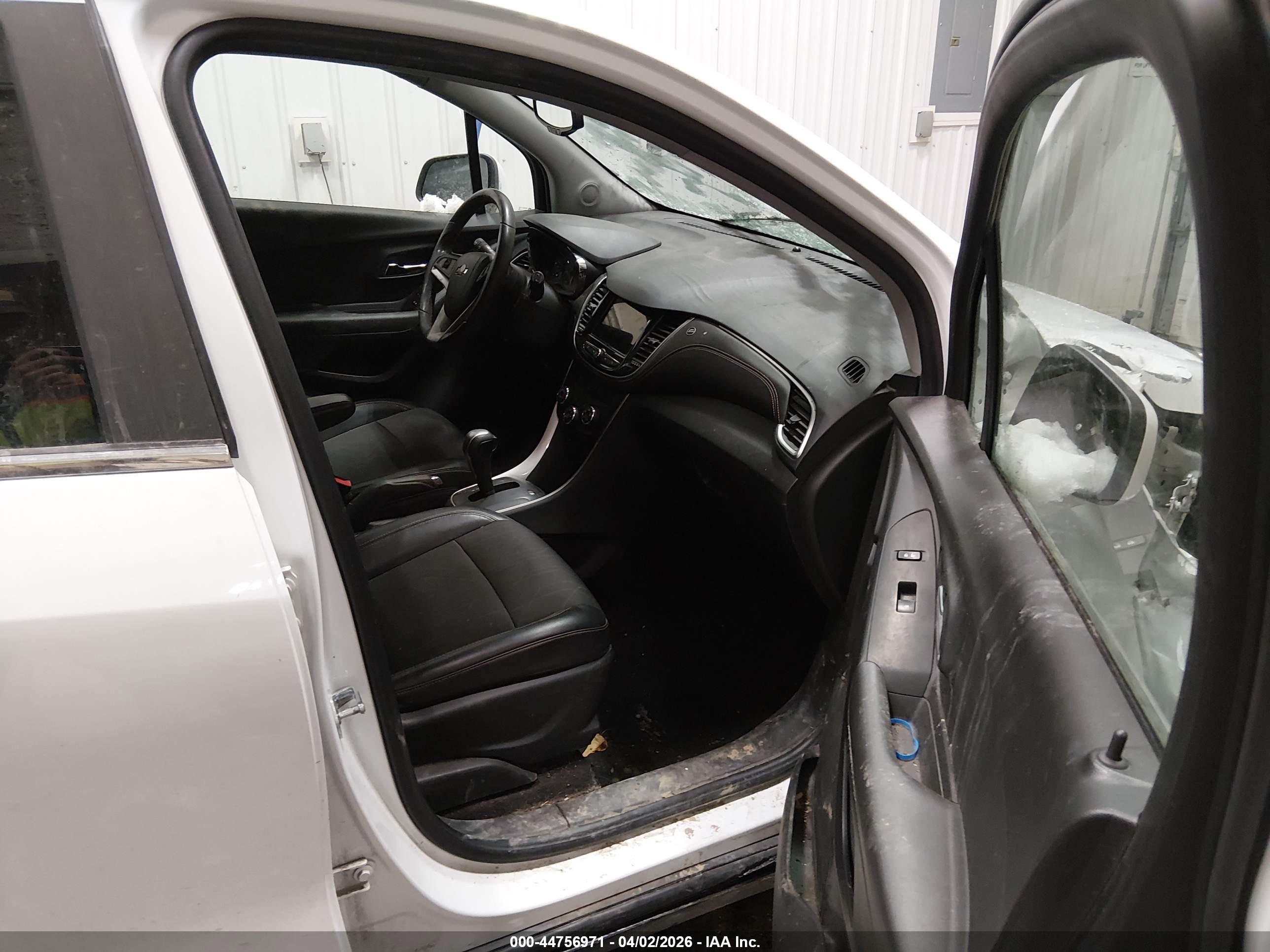 CHEVROLET TRAX image 5