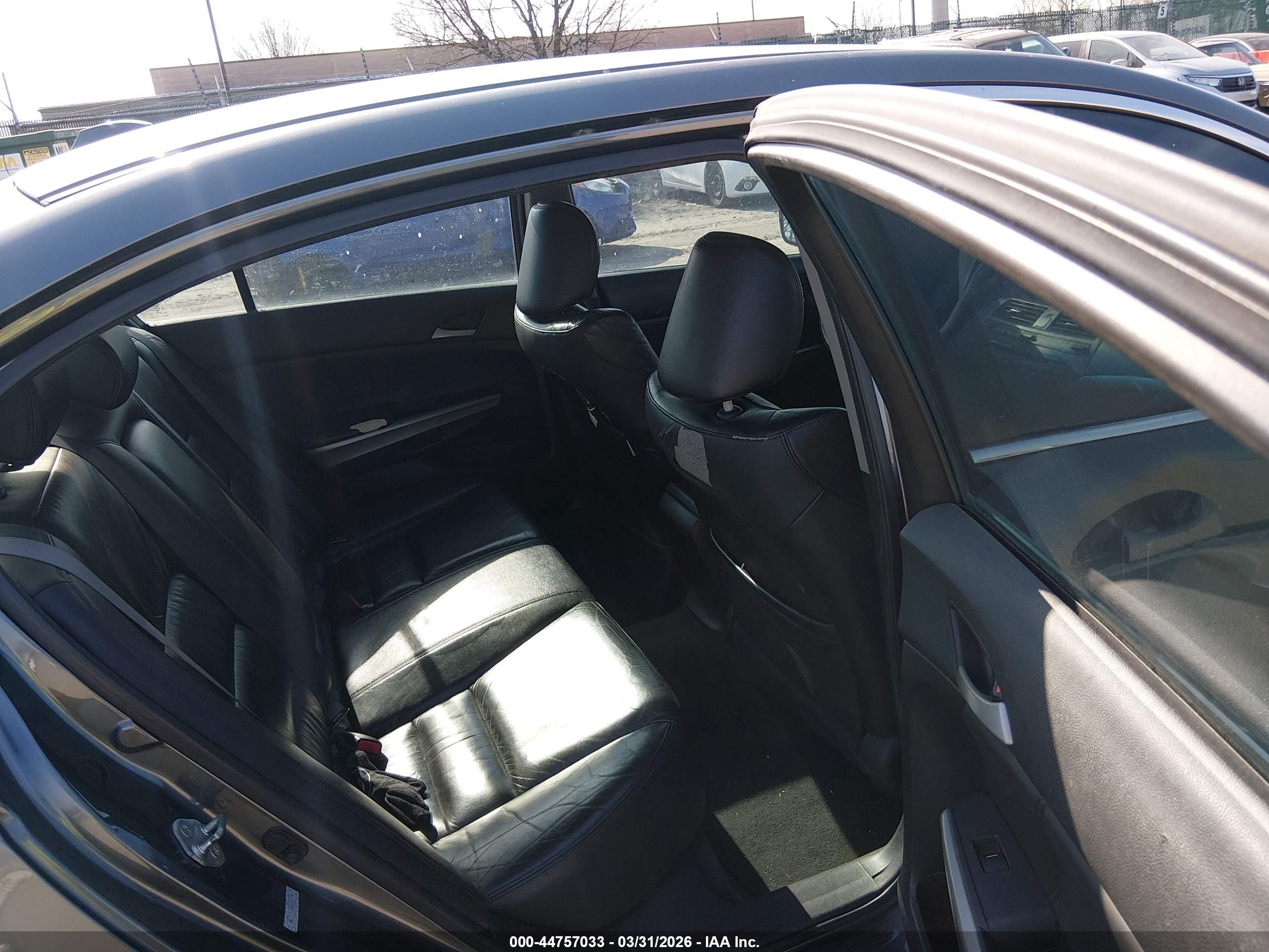 HONDA ACCORD image 8