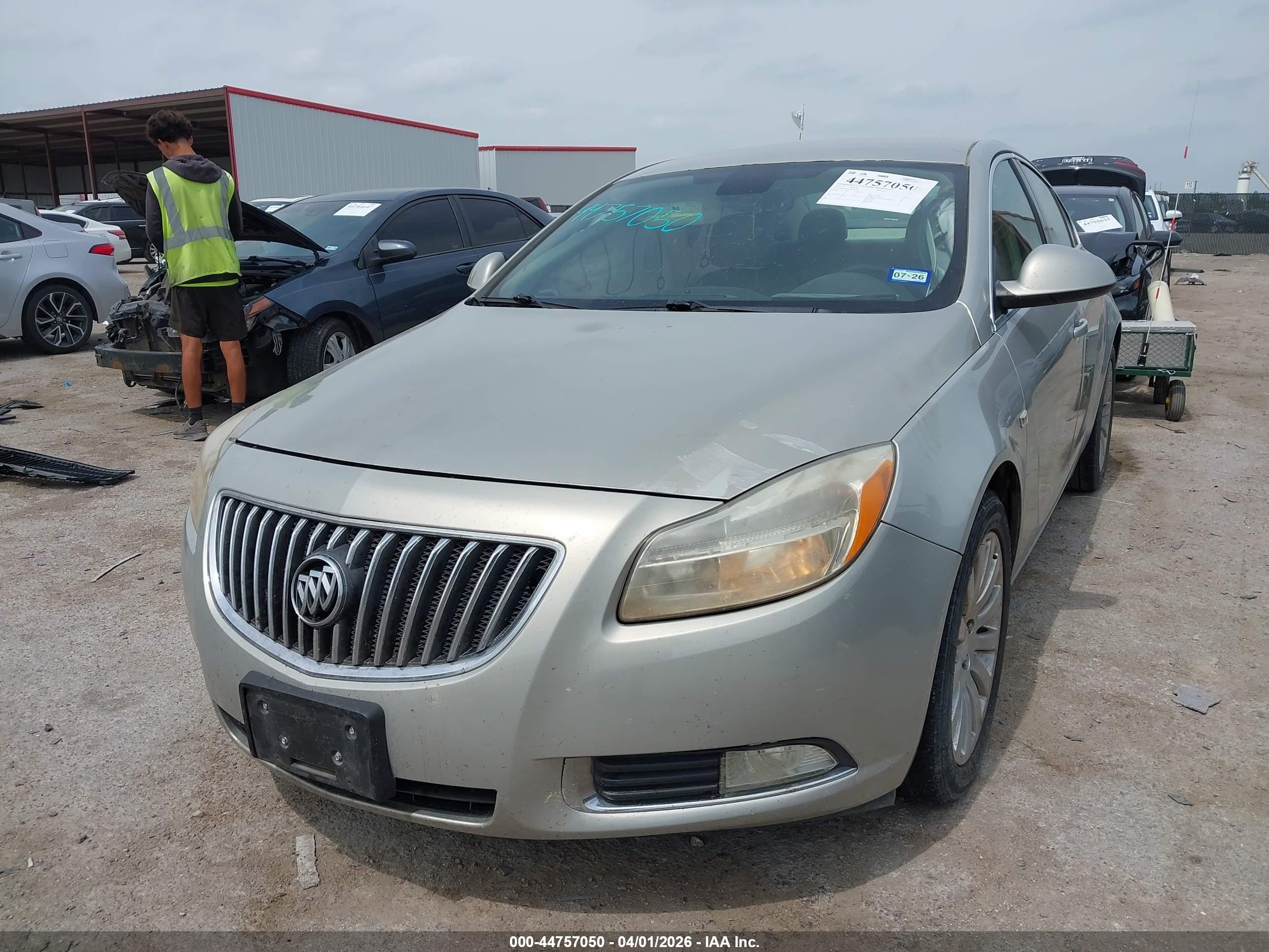 BUICK REGAL image 2