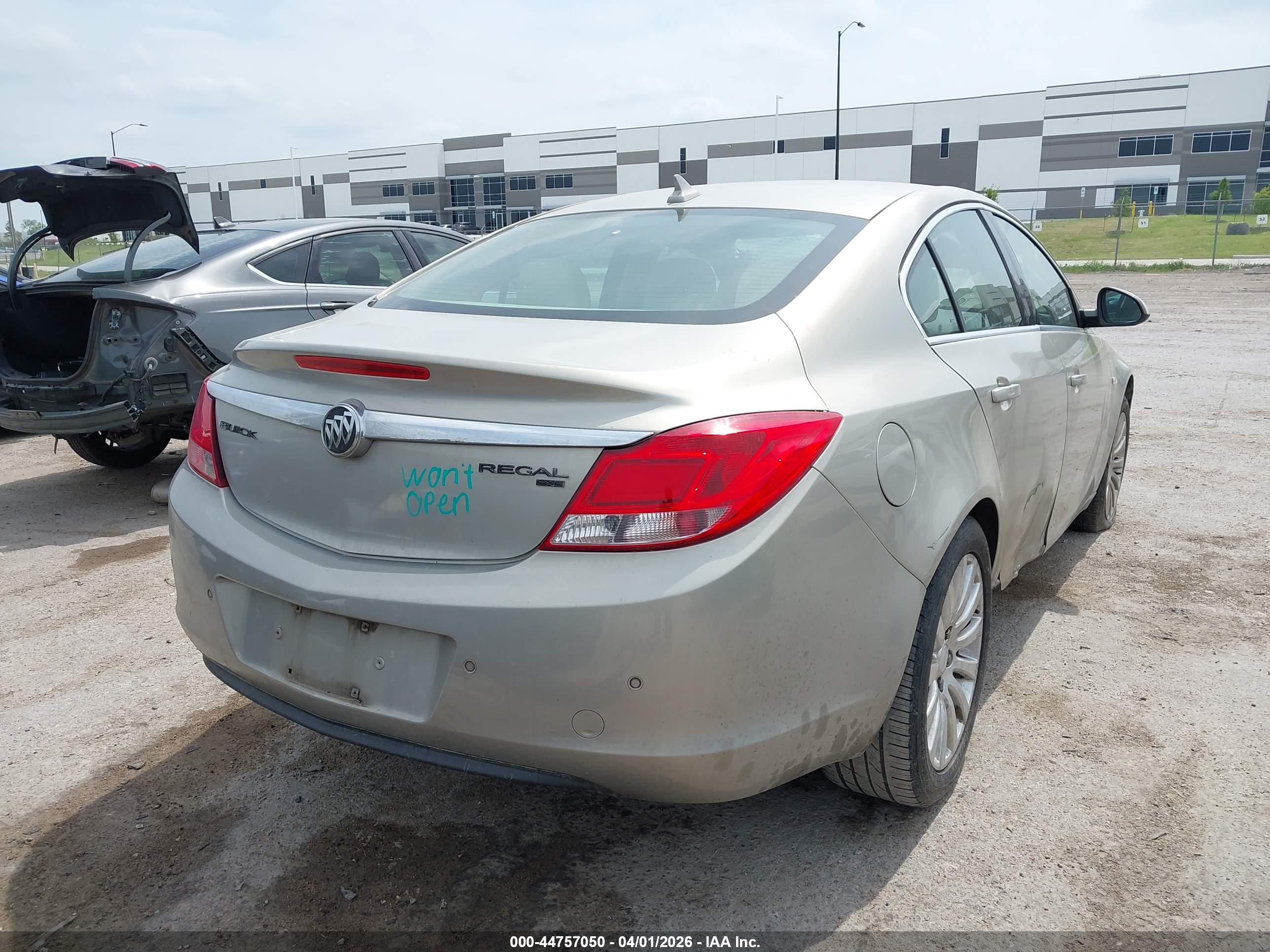BUICK REGAL image 4