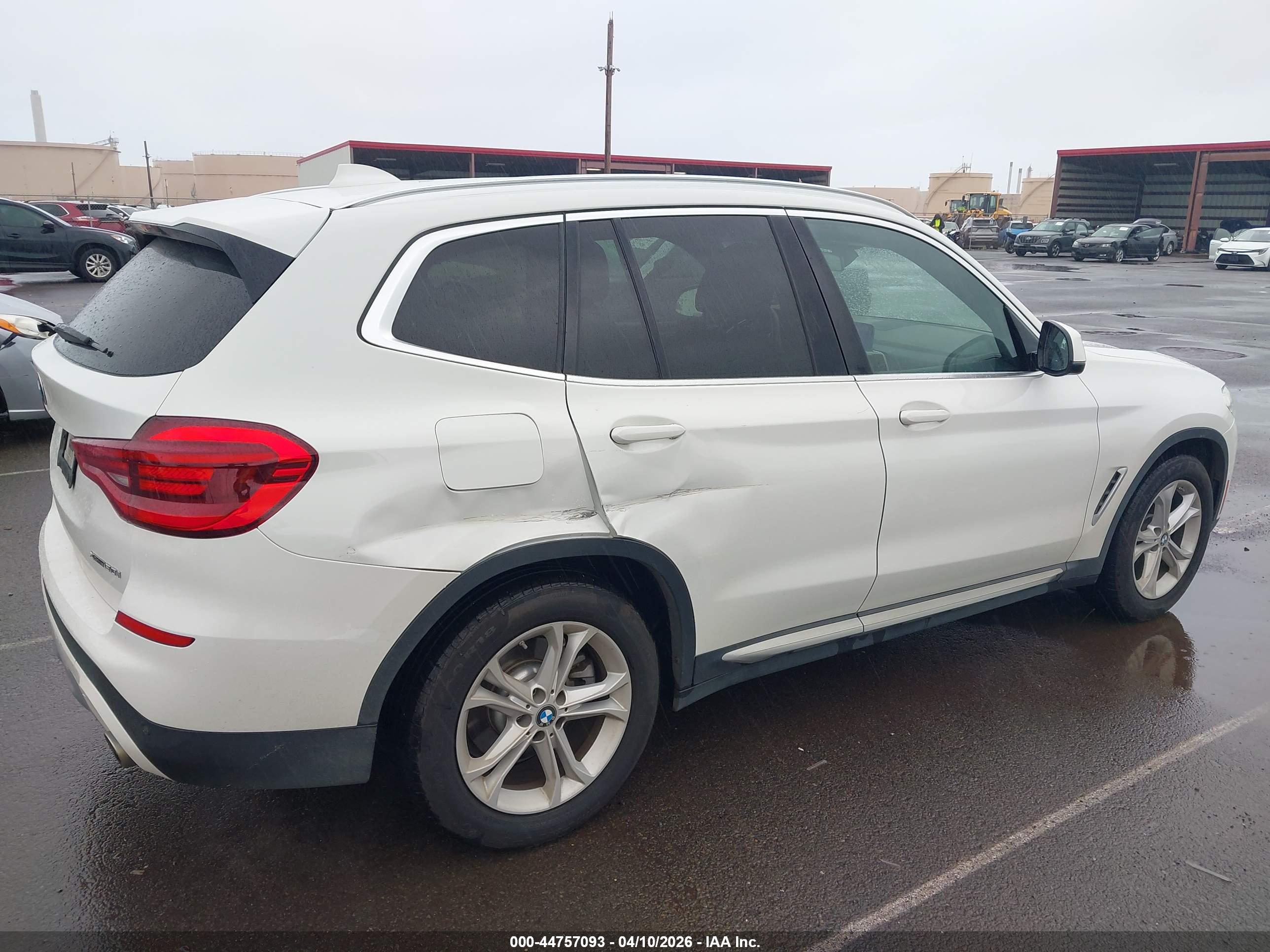 BMW X3 image 6