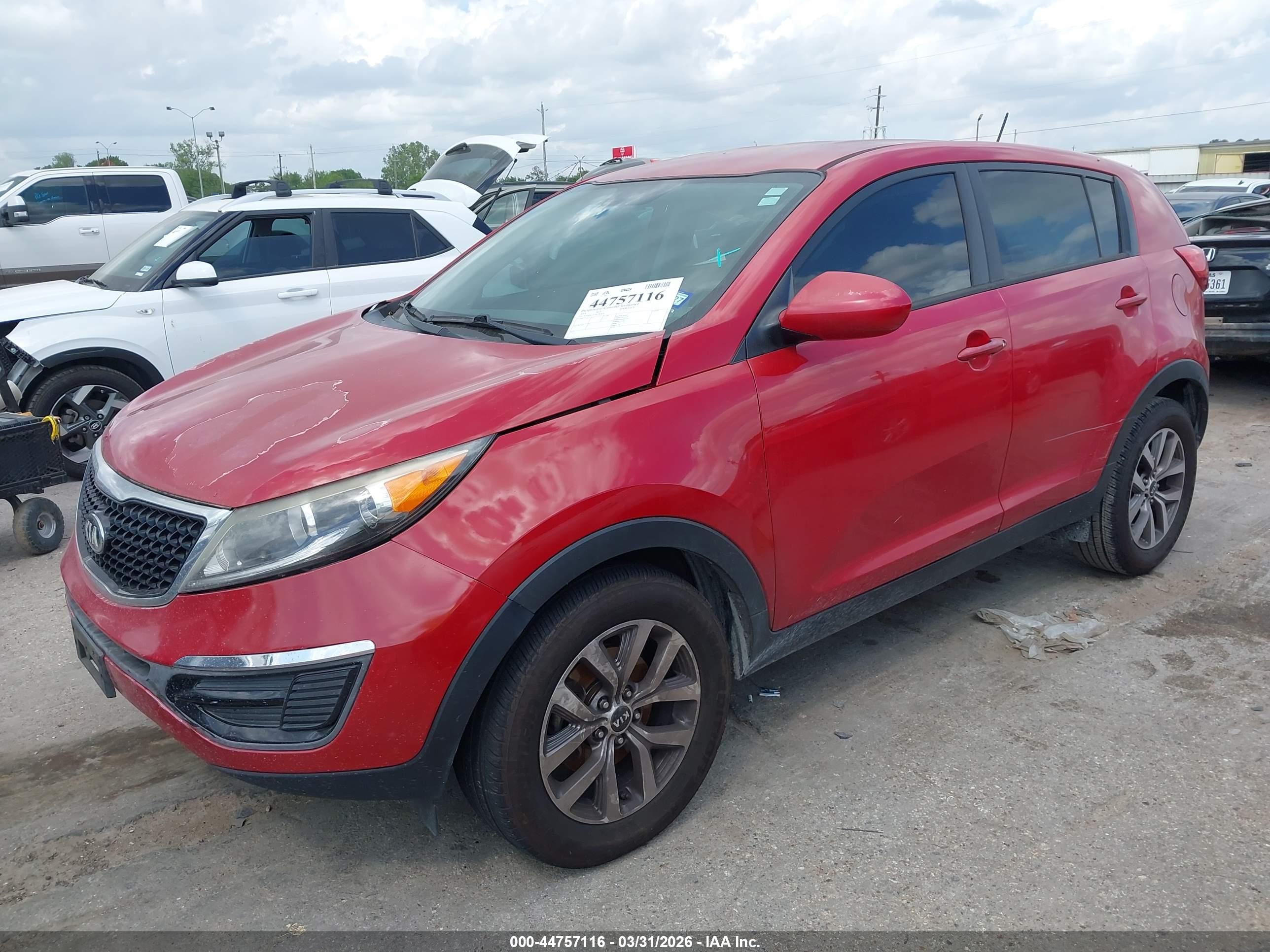 KIA SPORTAGE image 2