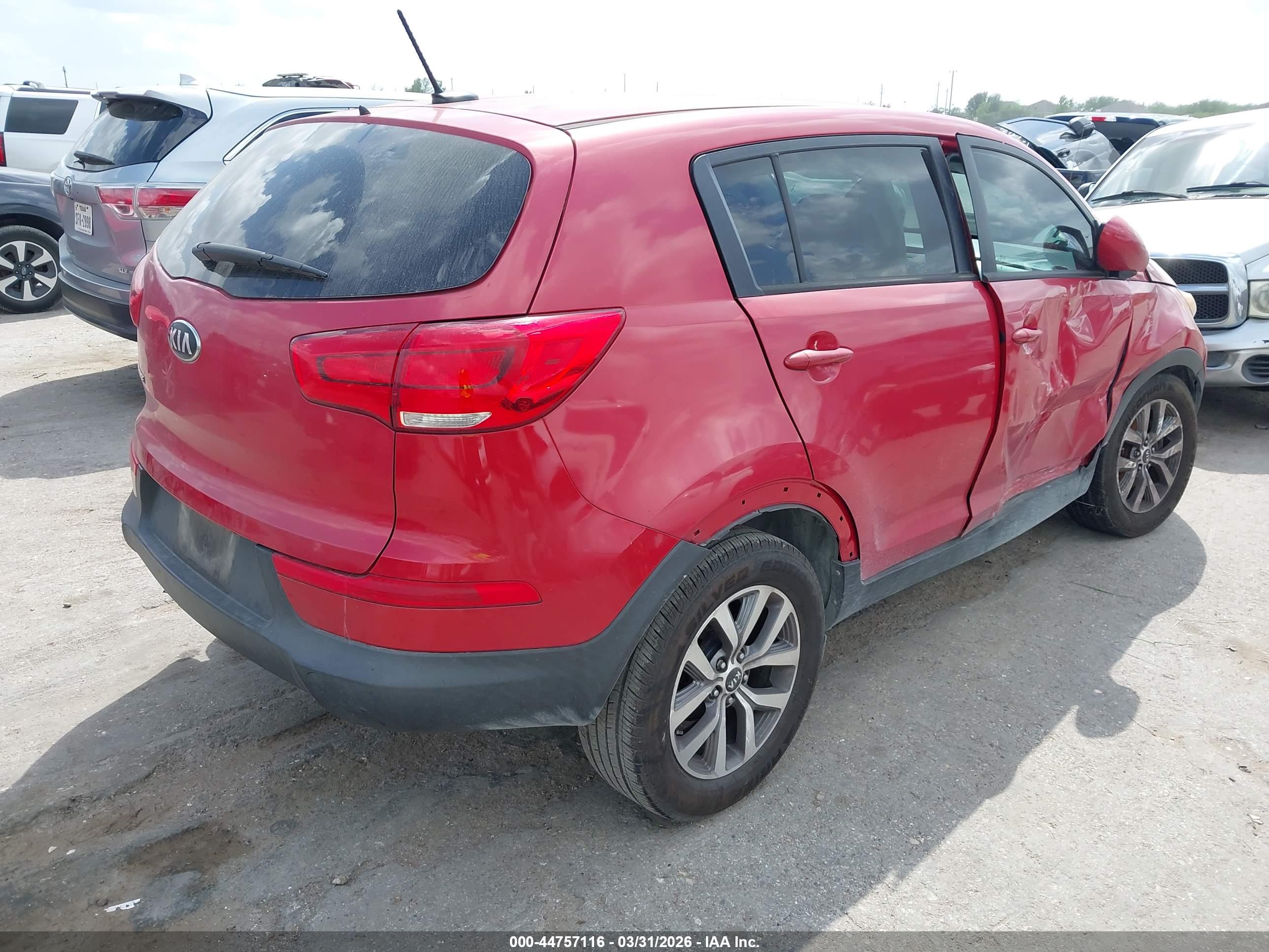 KIA SPORTAGE image 4