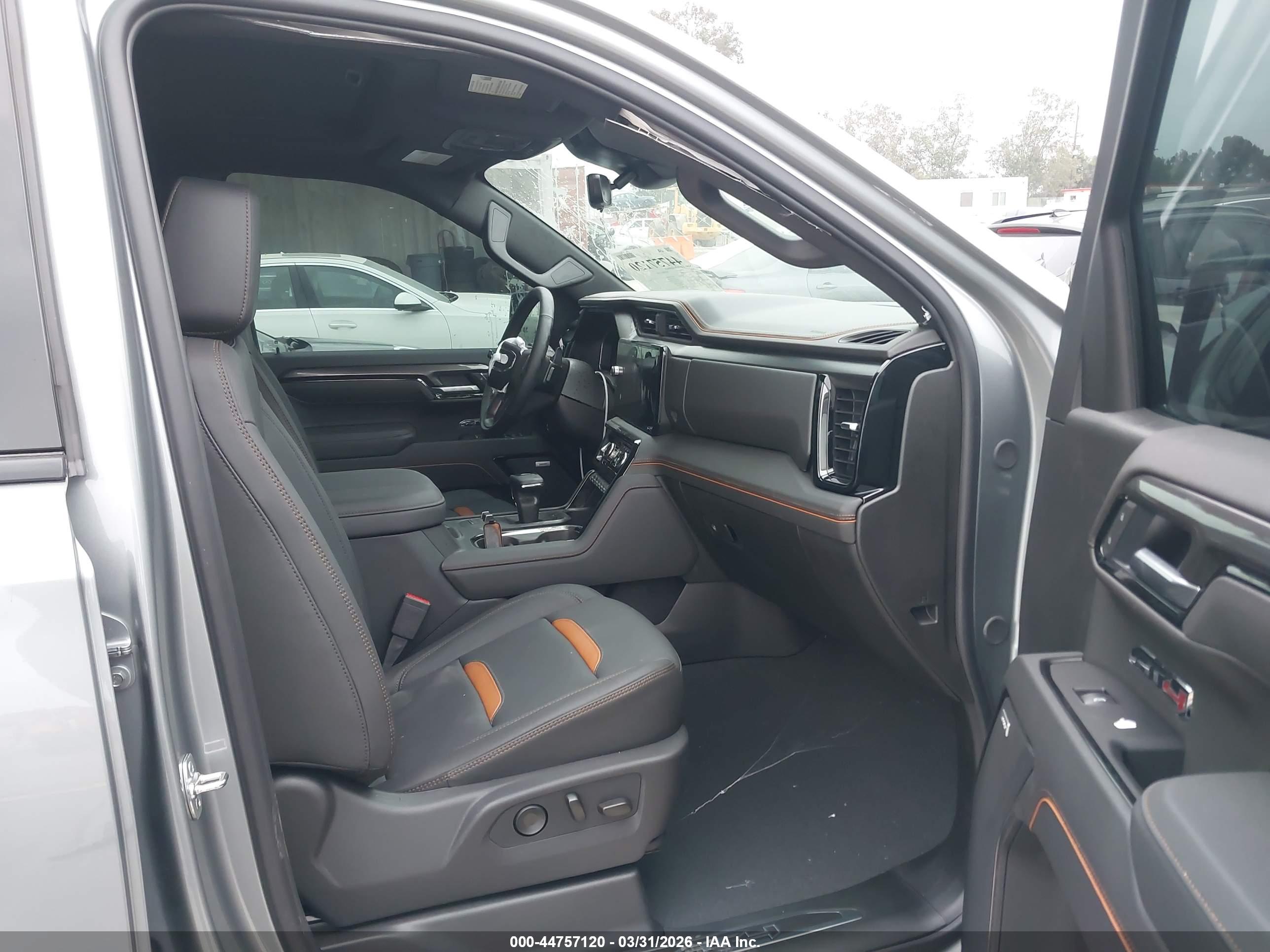 GMC SIERRA image 5