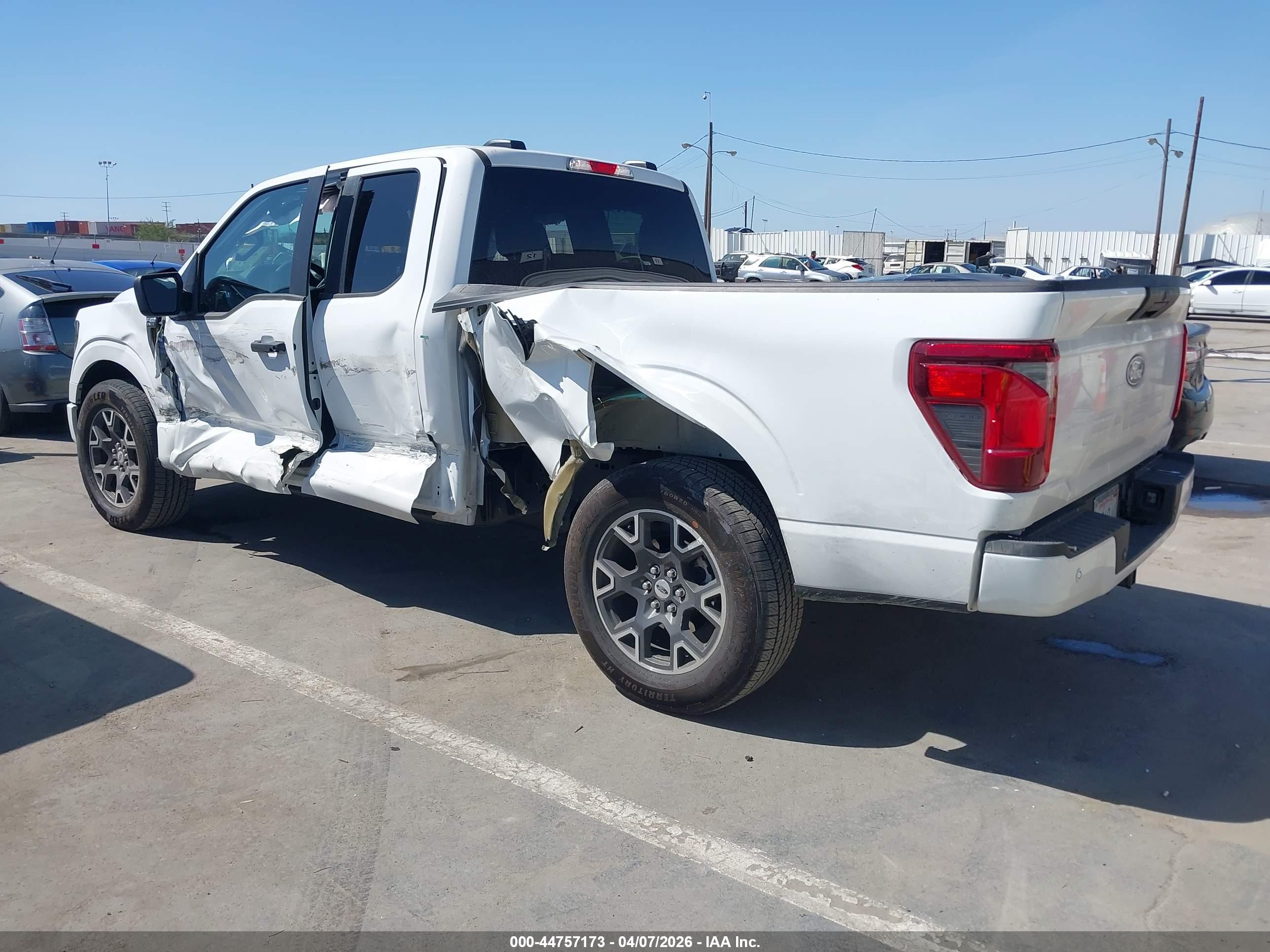 FORD F-150 image 3