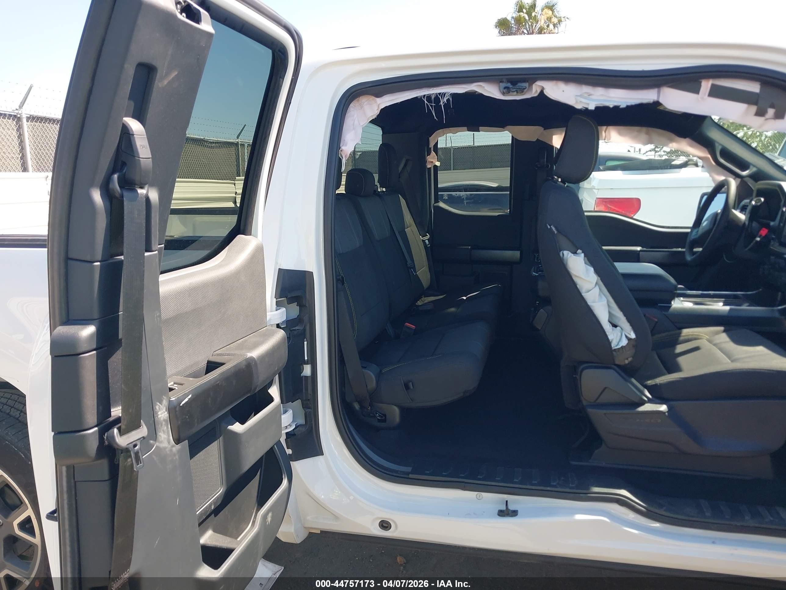 FORD F-150 image 8