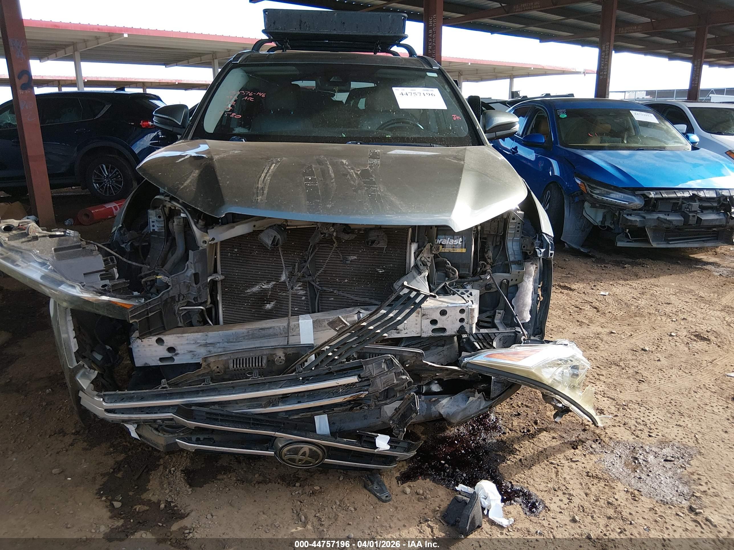 TOYOTA HIGHLANDER image 6