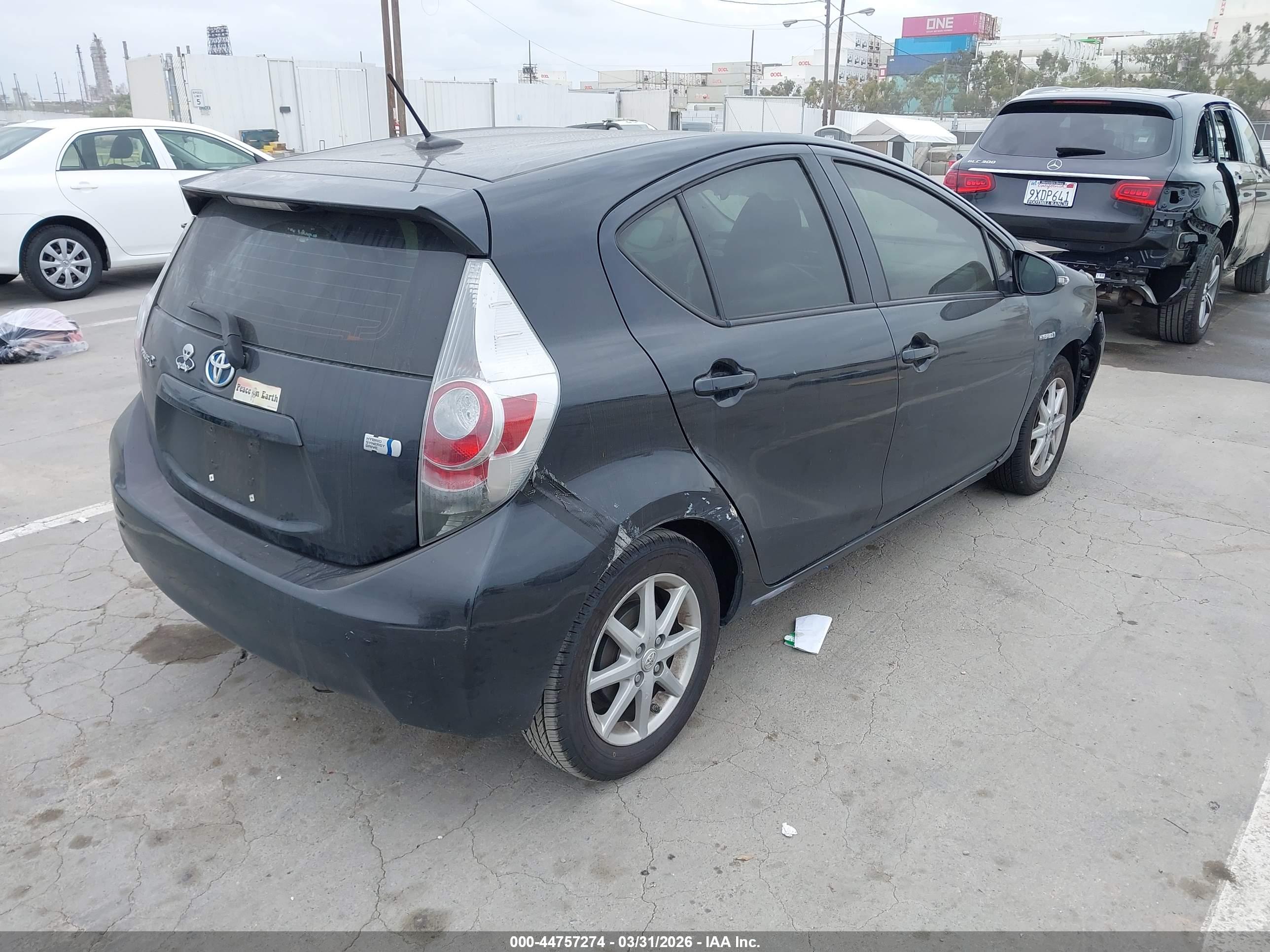 TOYOTA PRIUS image 4