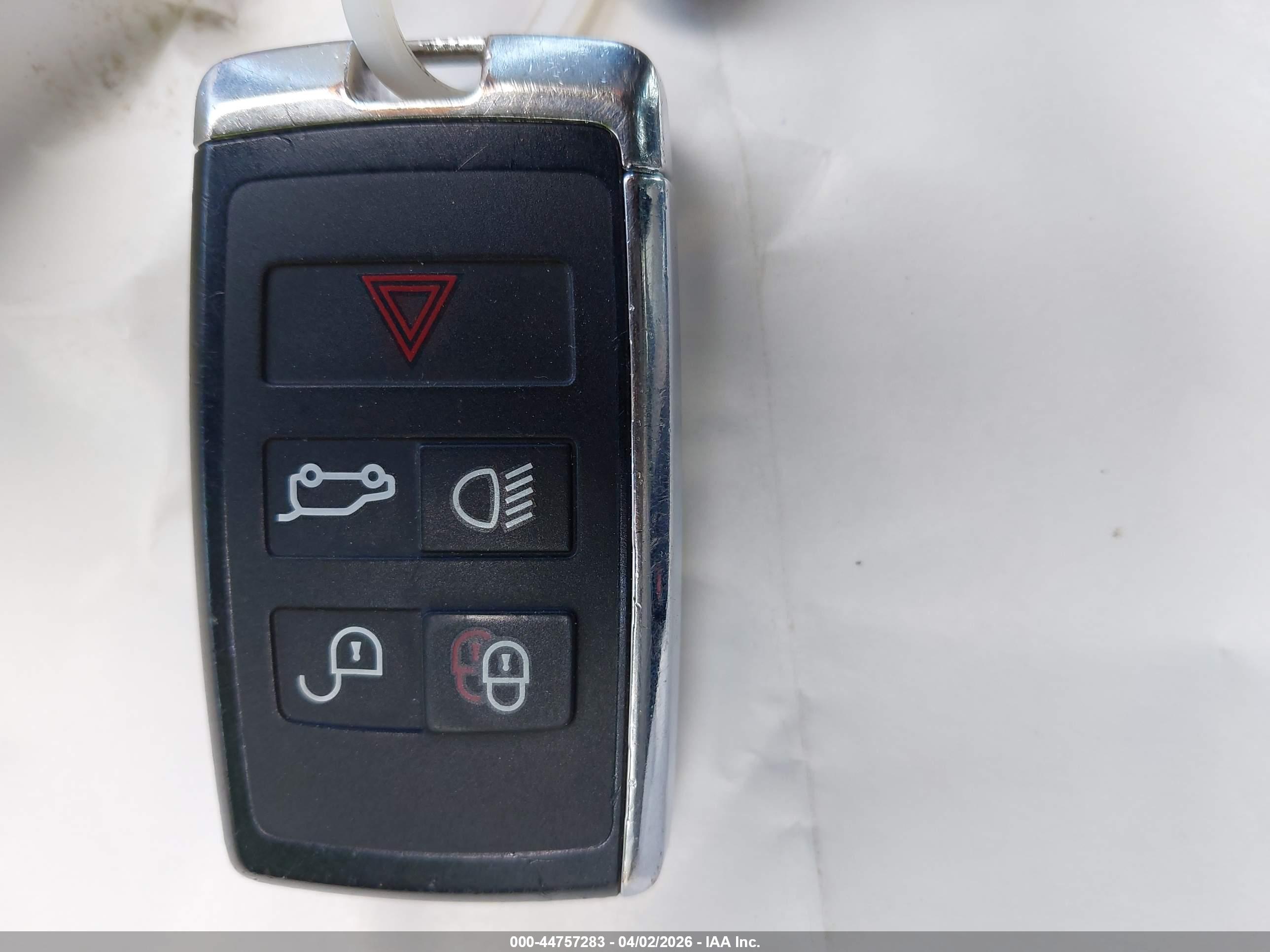 LAND ROVER image 11