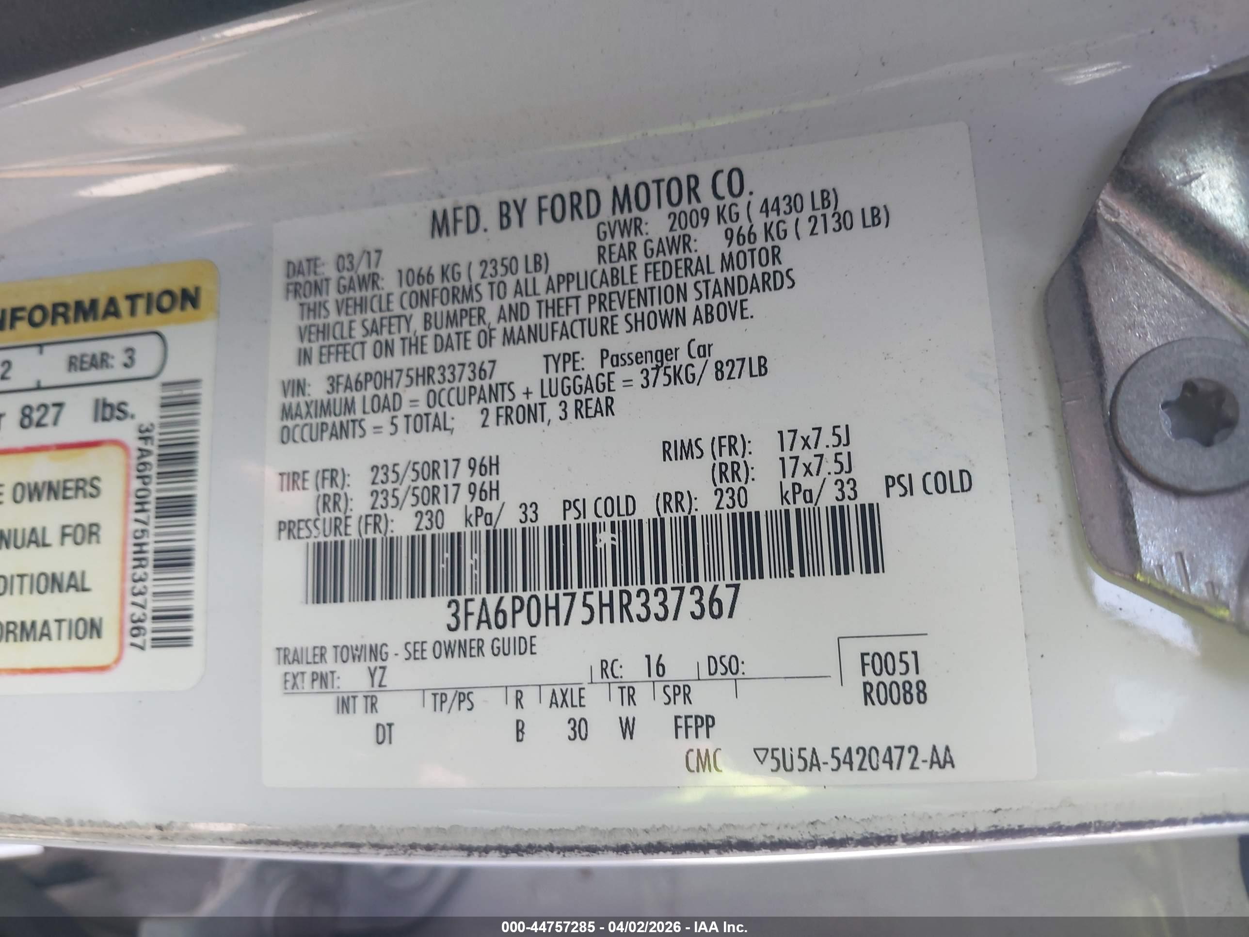 FORD FUSION image 9