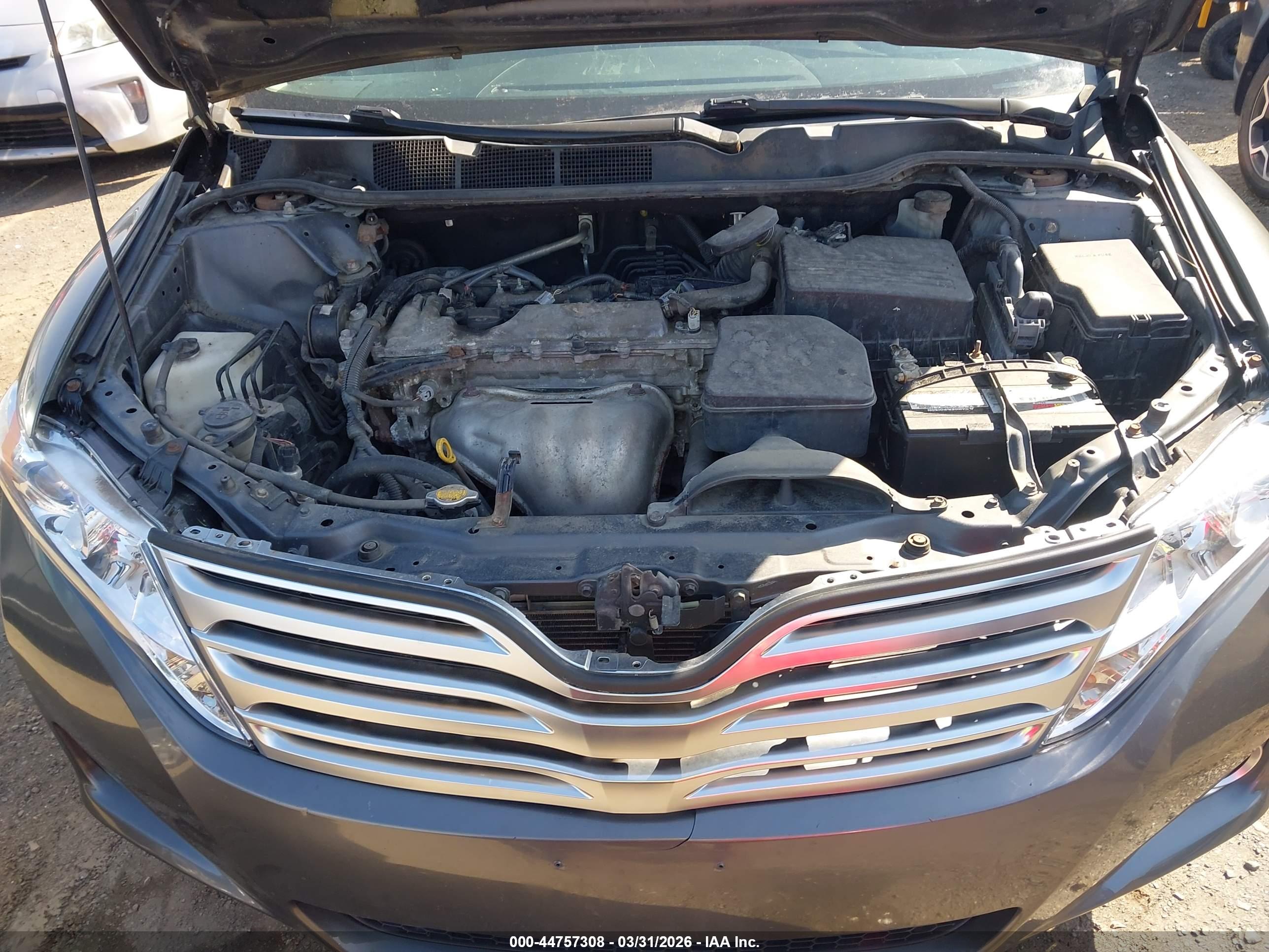 TOYOTA VENZA image 6