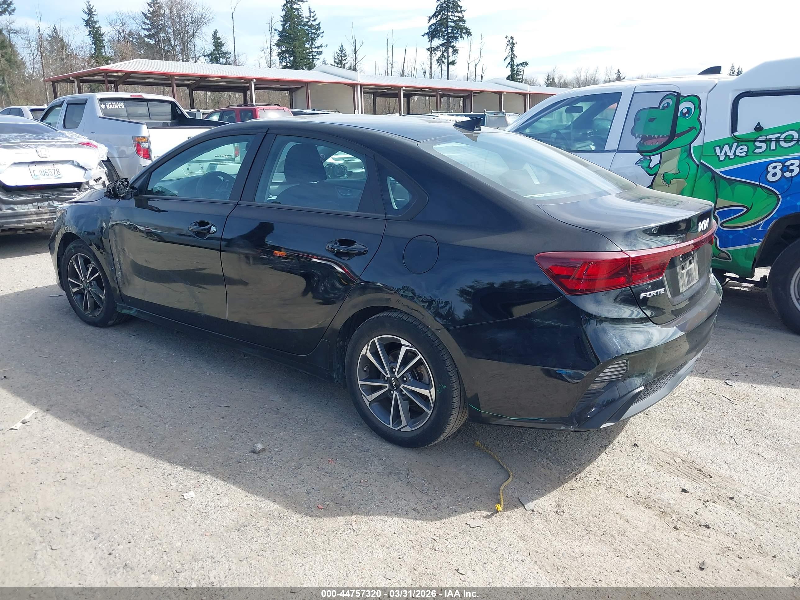 KIA FORTE image 3