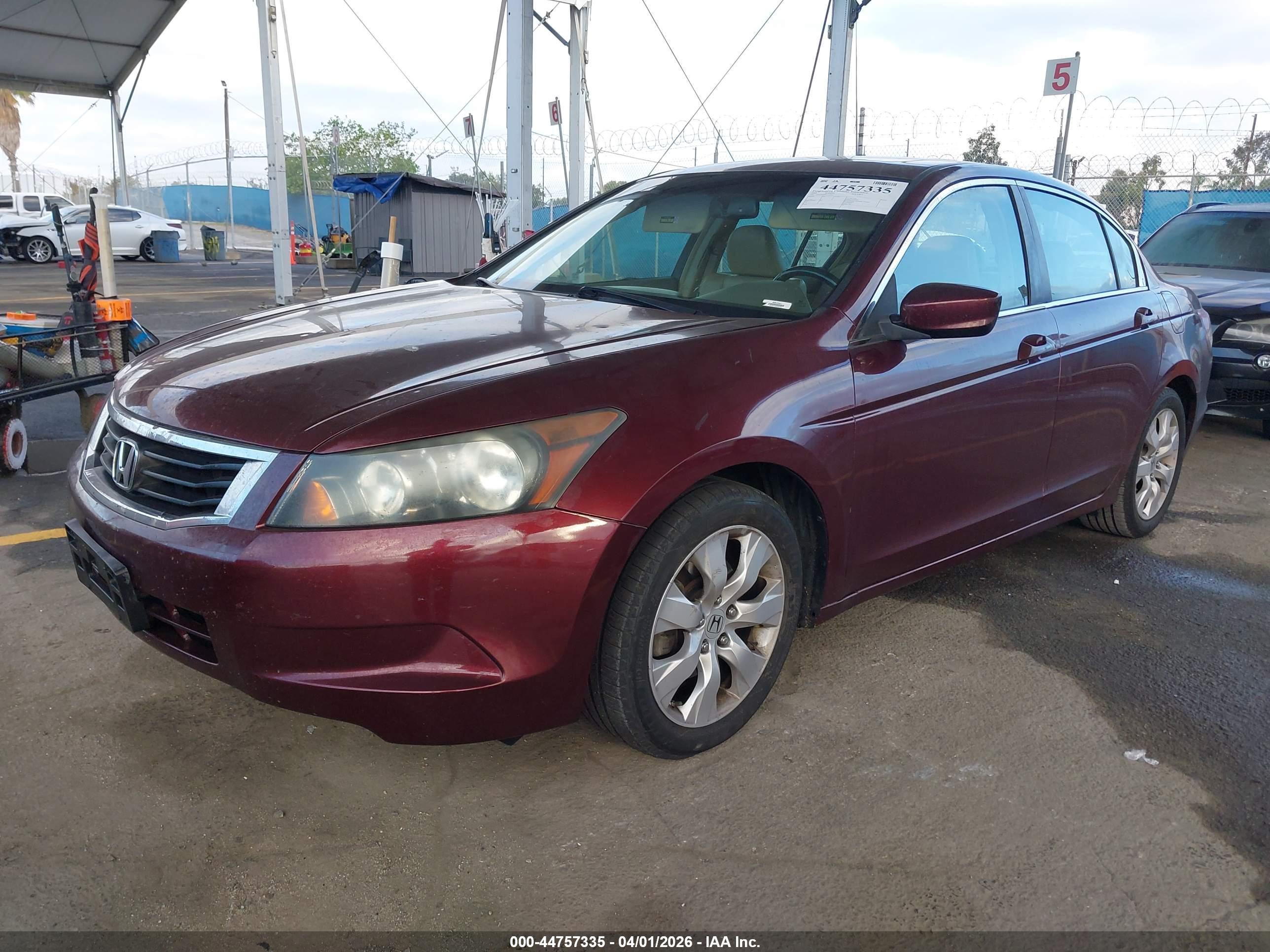 HONDA ACCORD image 2