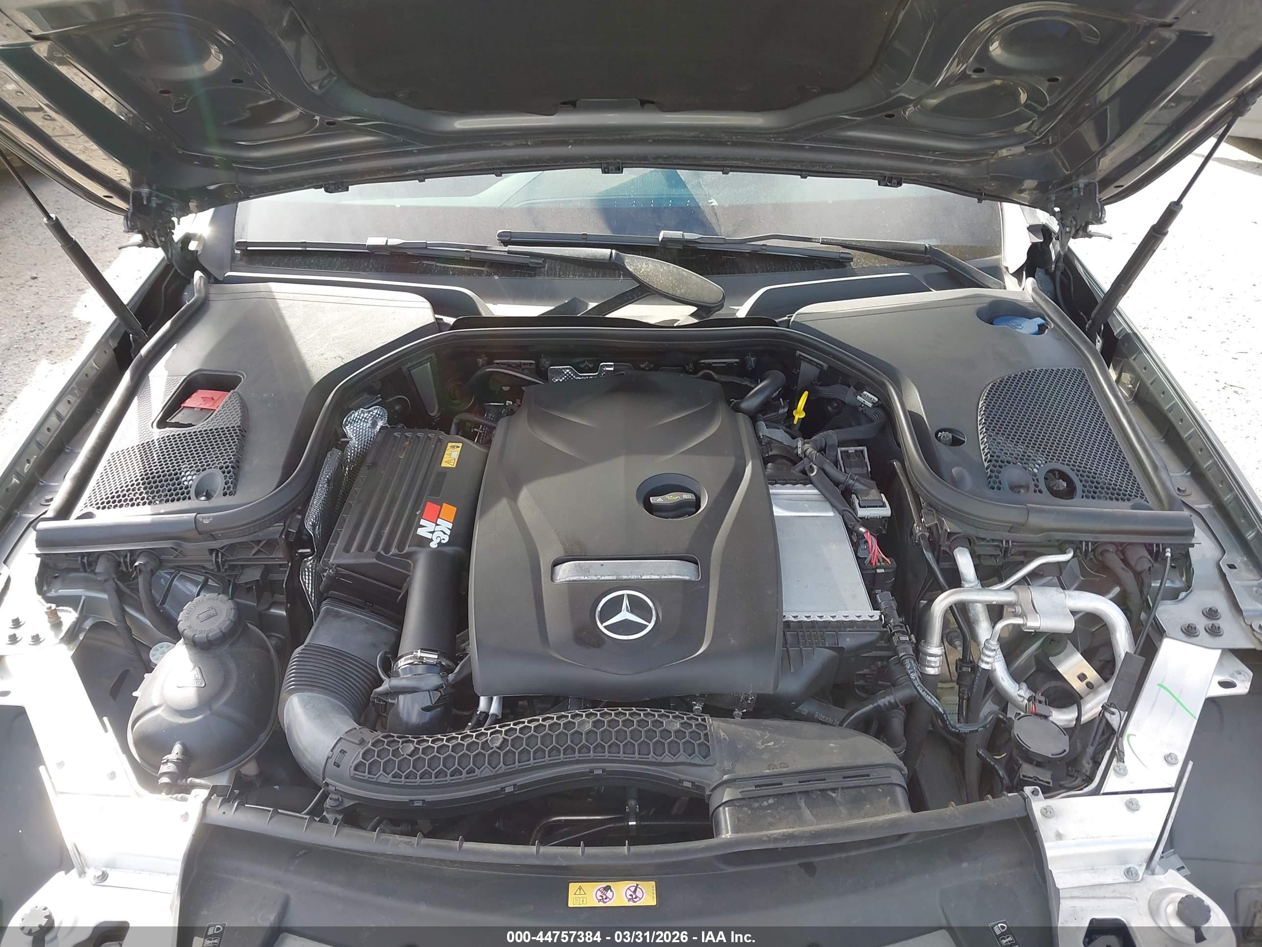MERCEDES-BENZ E image 10