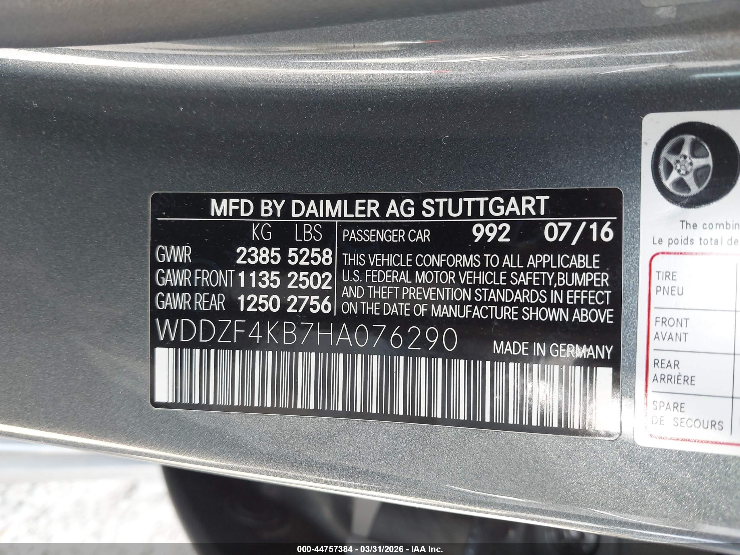 MERCEDES-BENZ E image 9