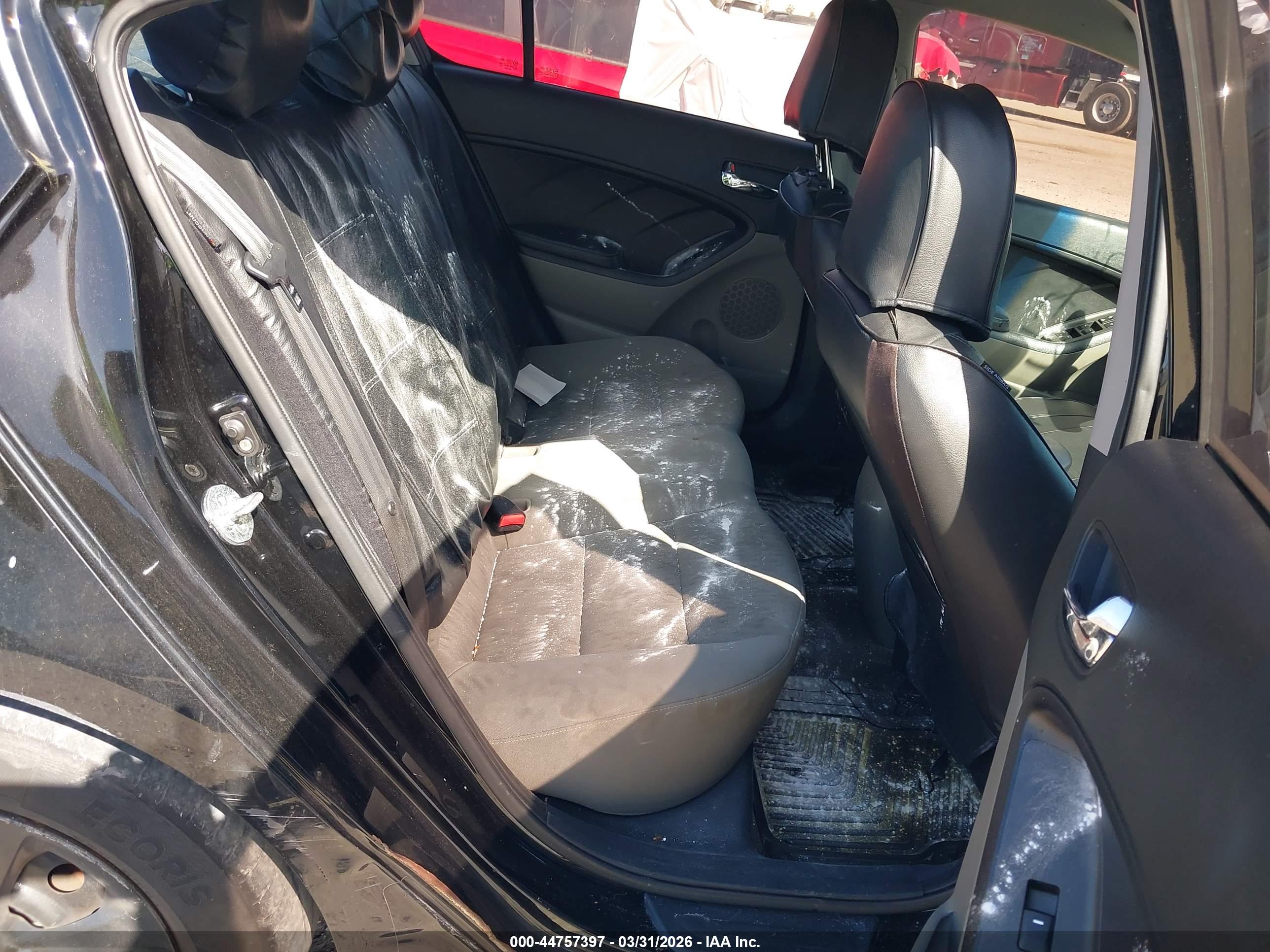 KIA FORTE image 8