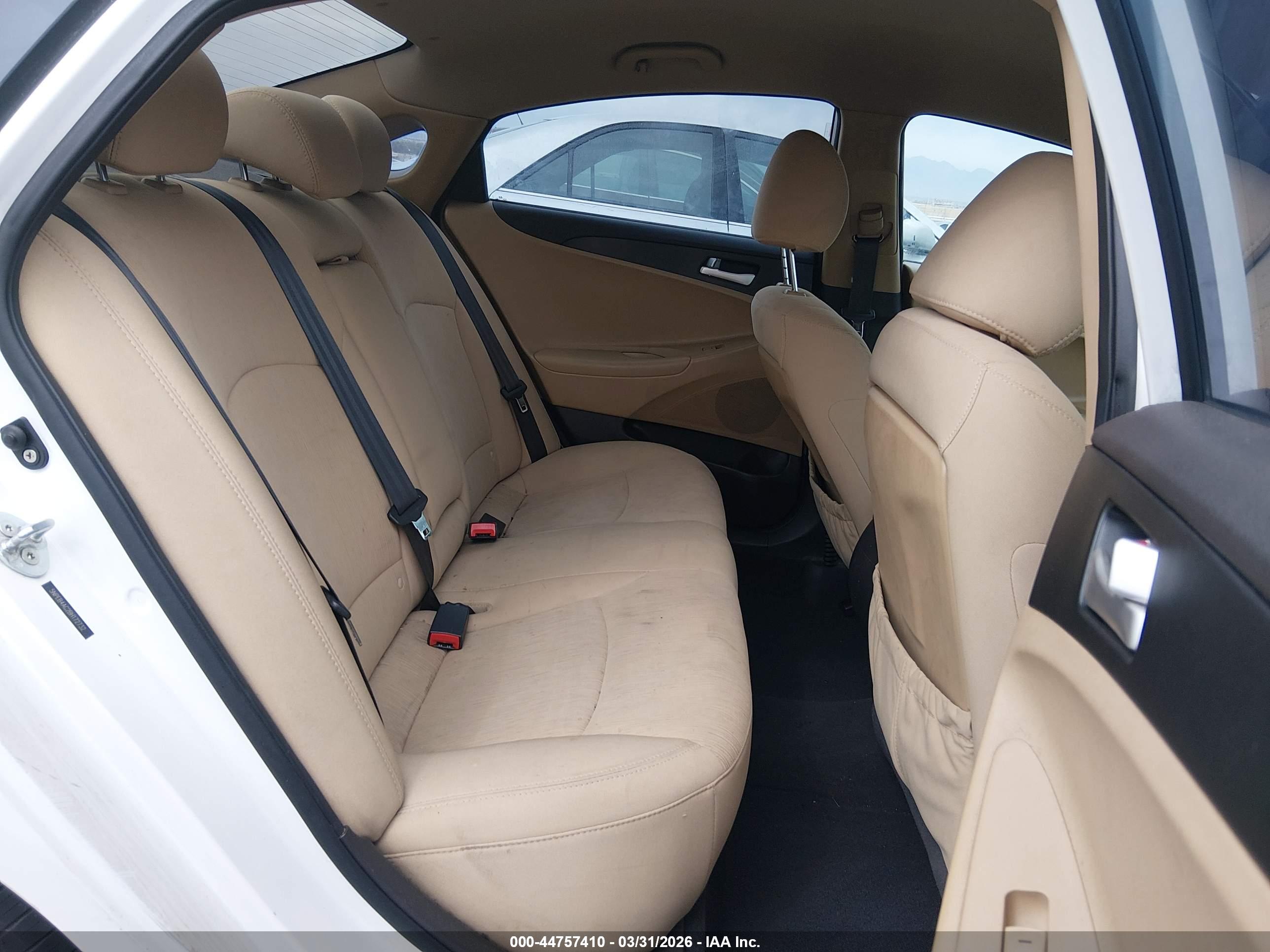 HYUNDAI SONATA image 8