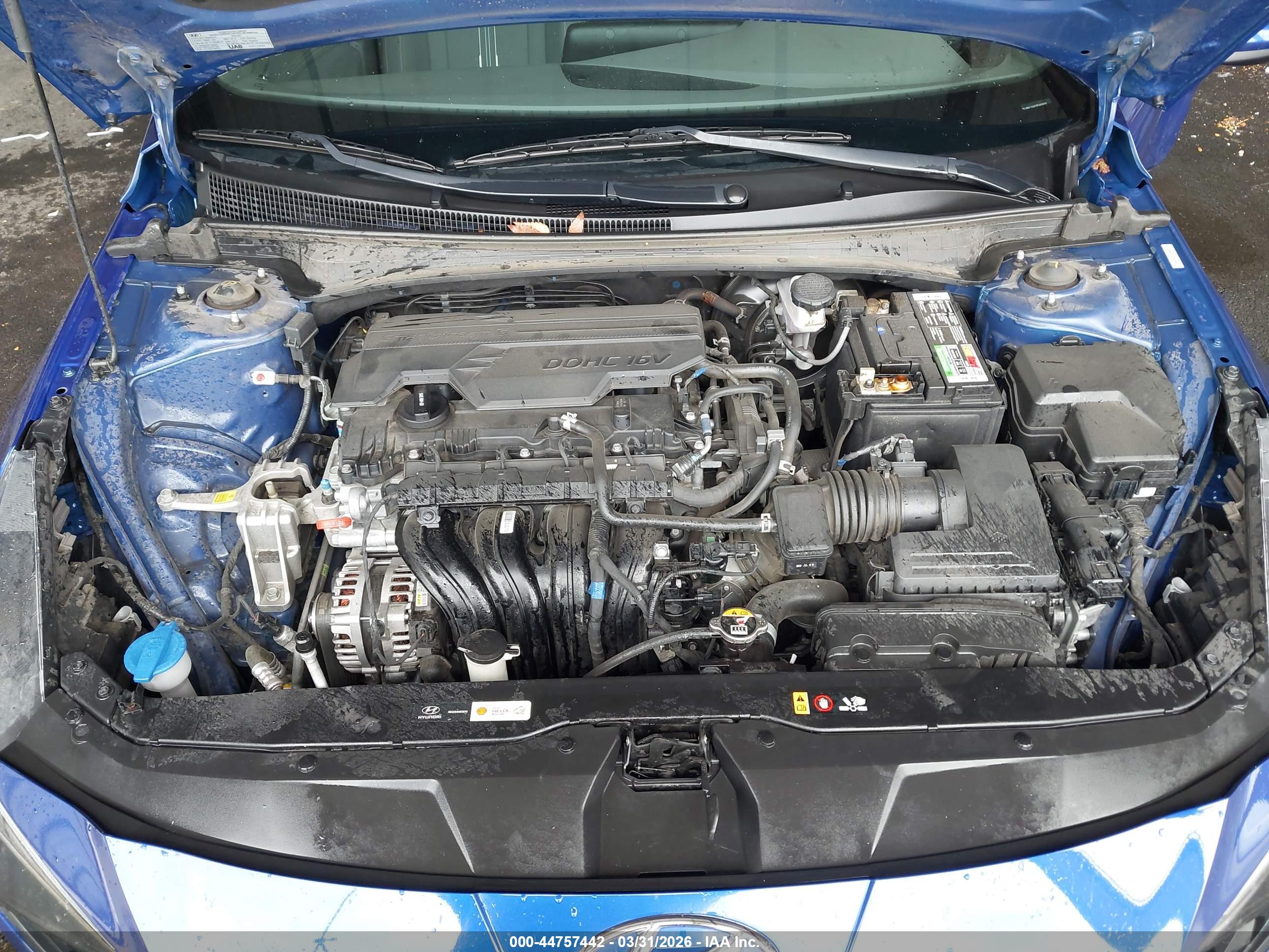 HYUNDAI ELANTRA image 10