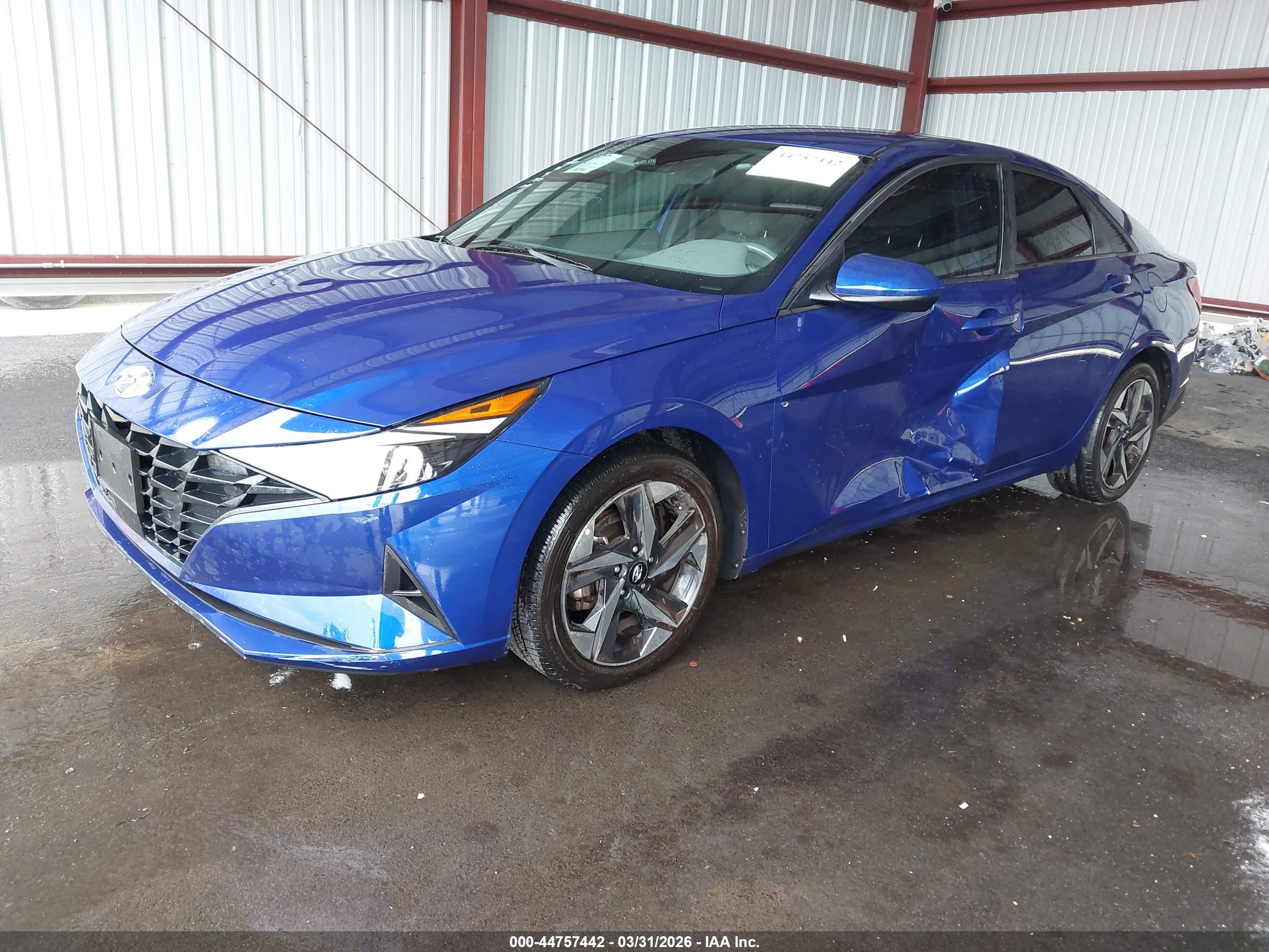 HYUNDAI ELANTRA image 2