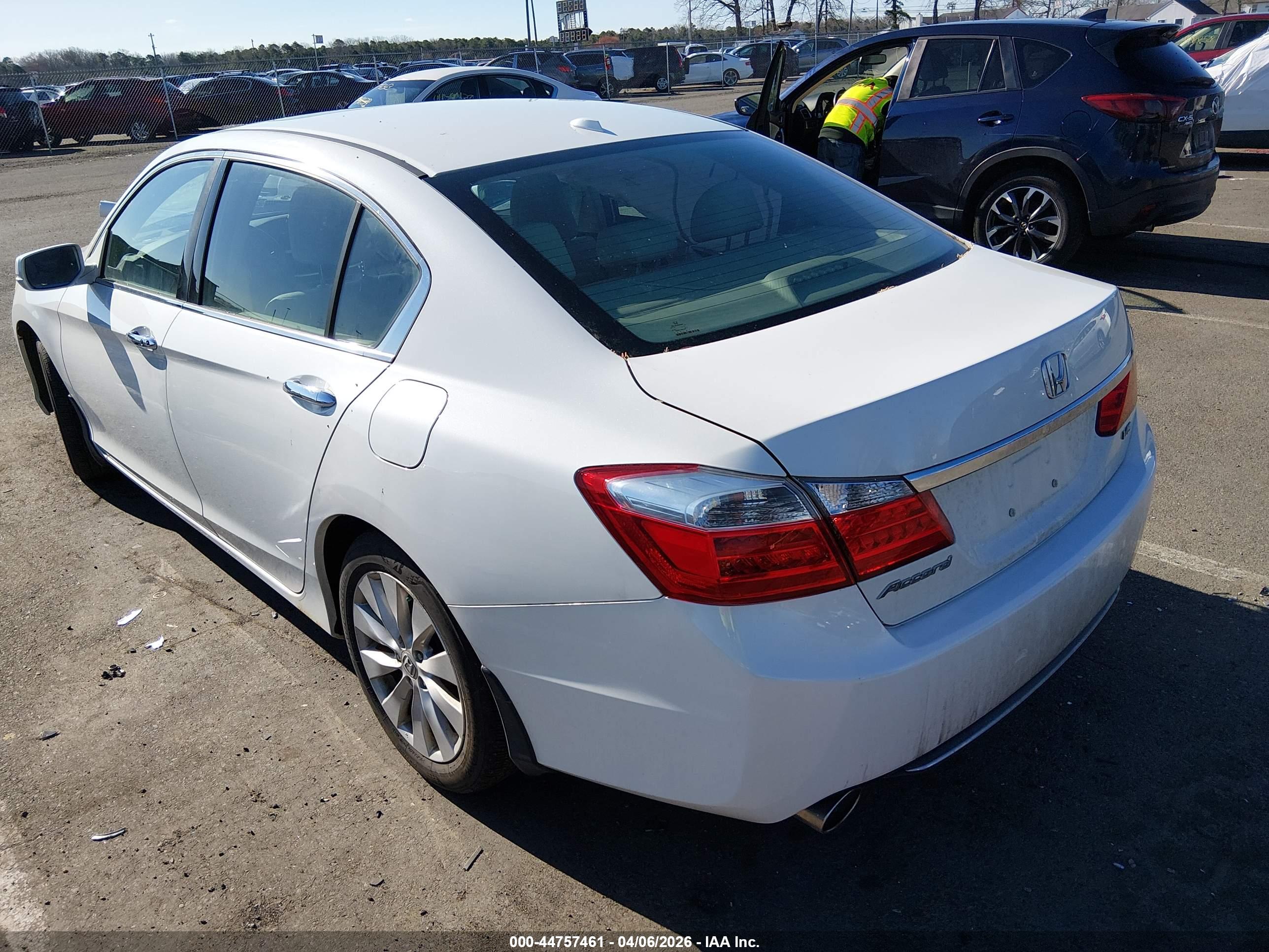HONDA ACCORD image 3