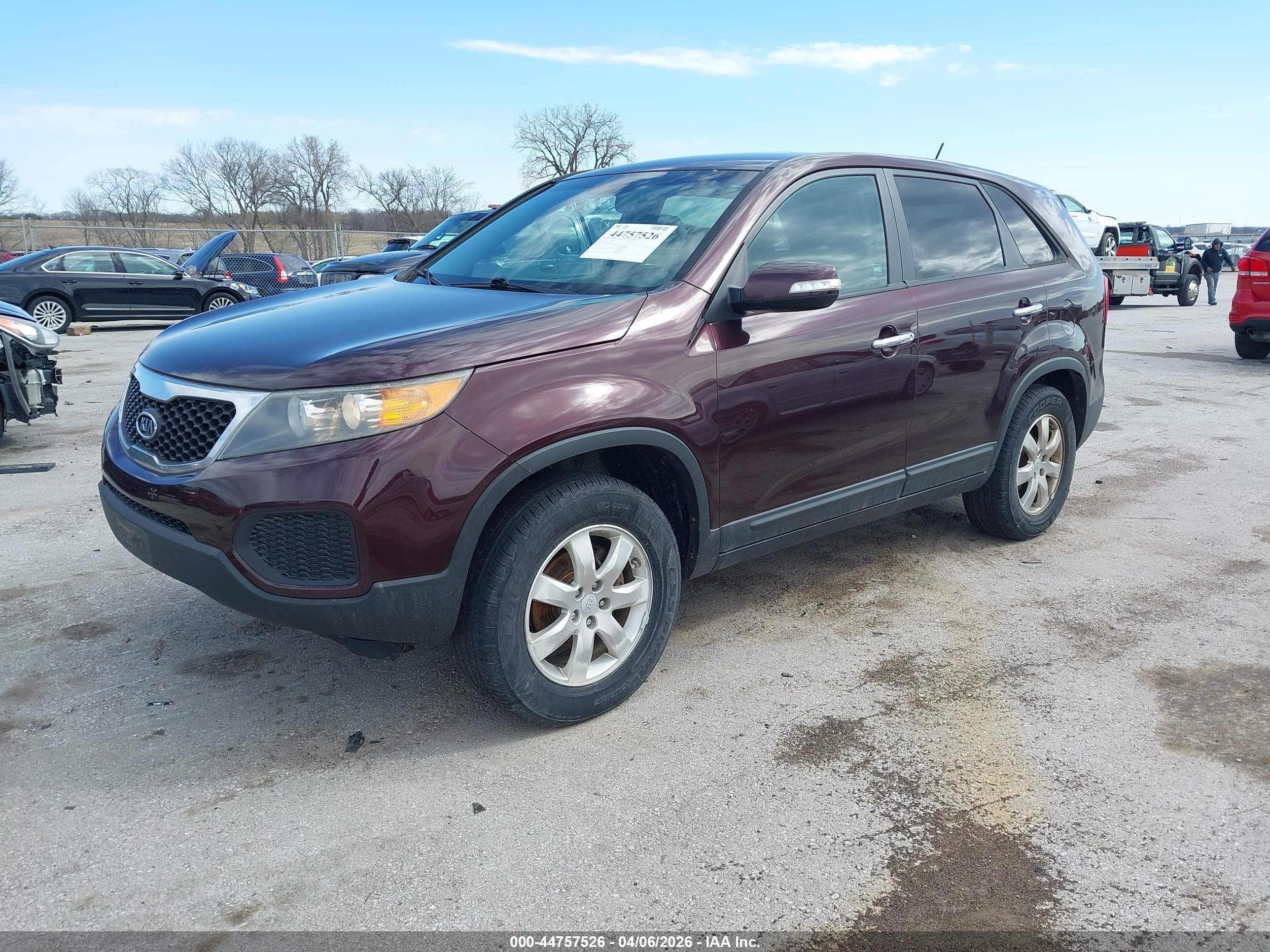 KIA SORENTO image 2