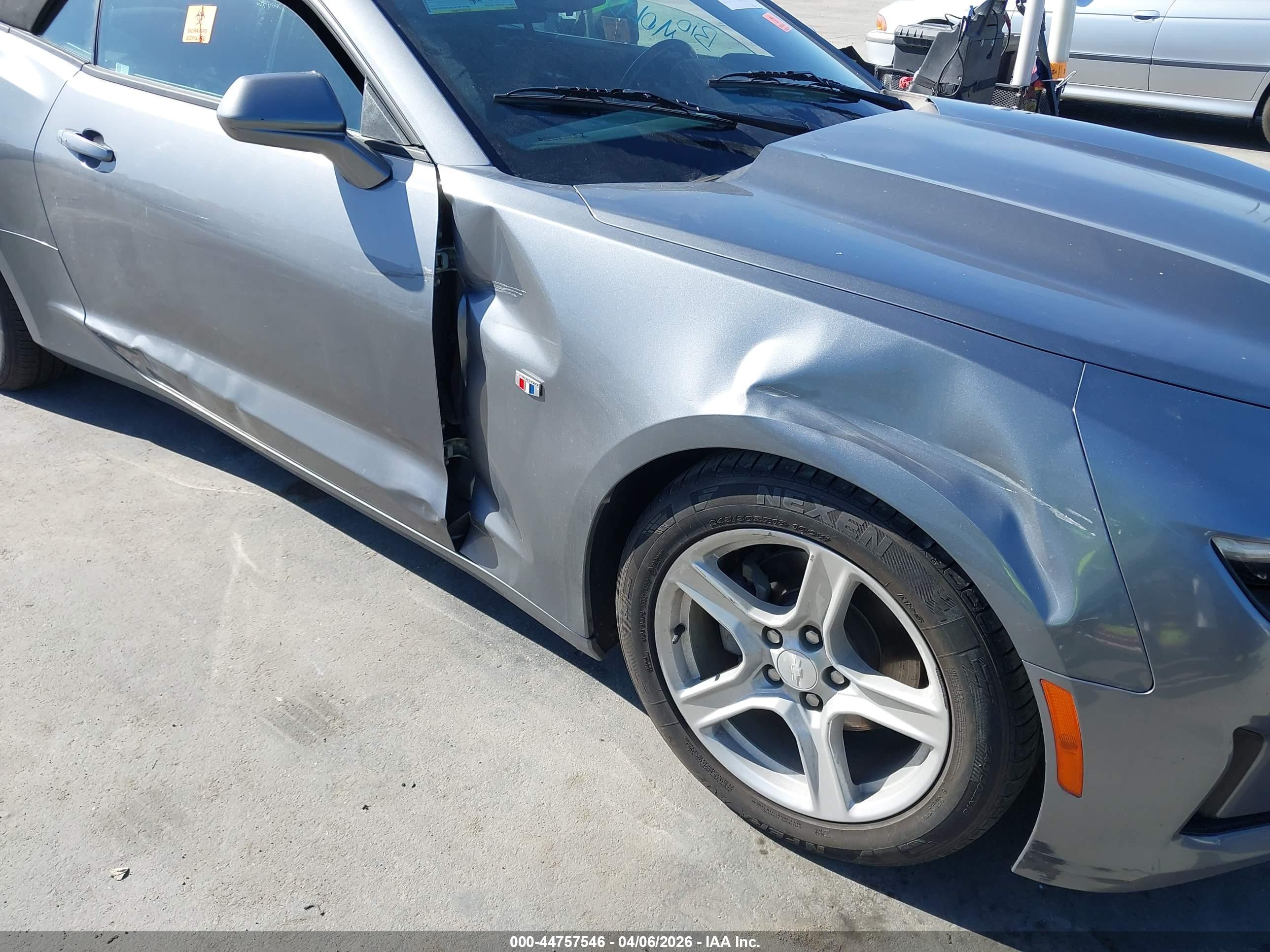 CHEVROLET CAMARO image 6