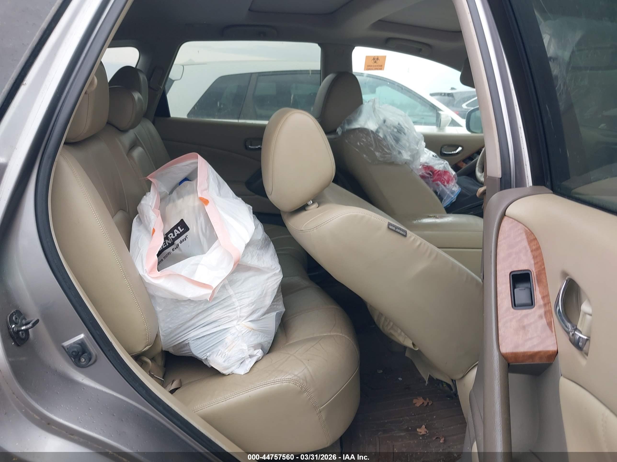 NISSAN MURANO image 8