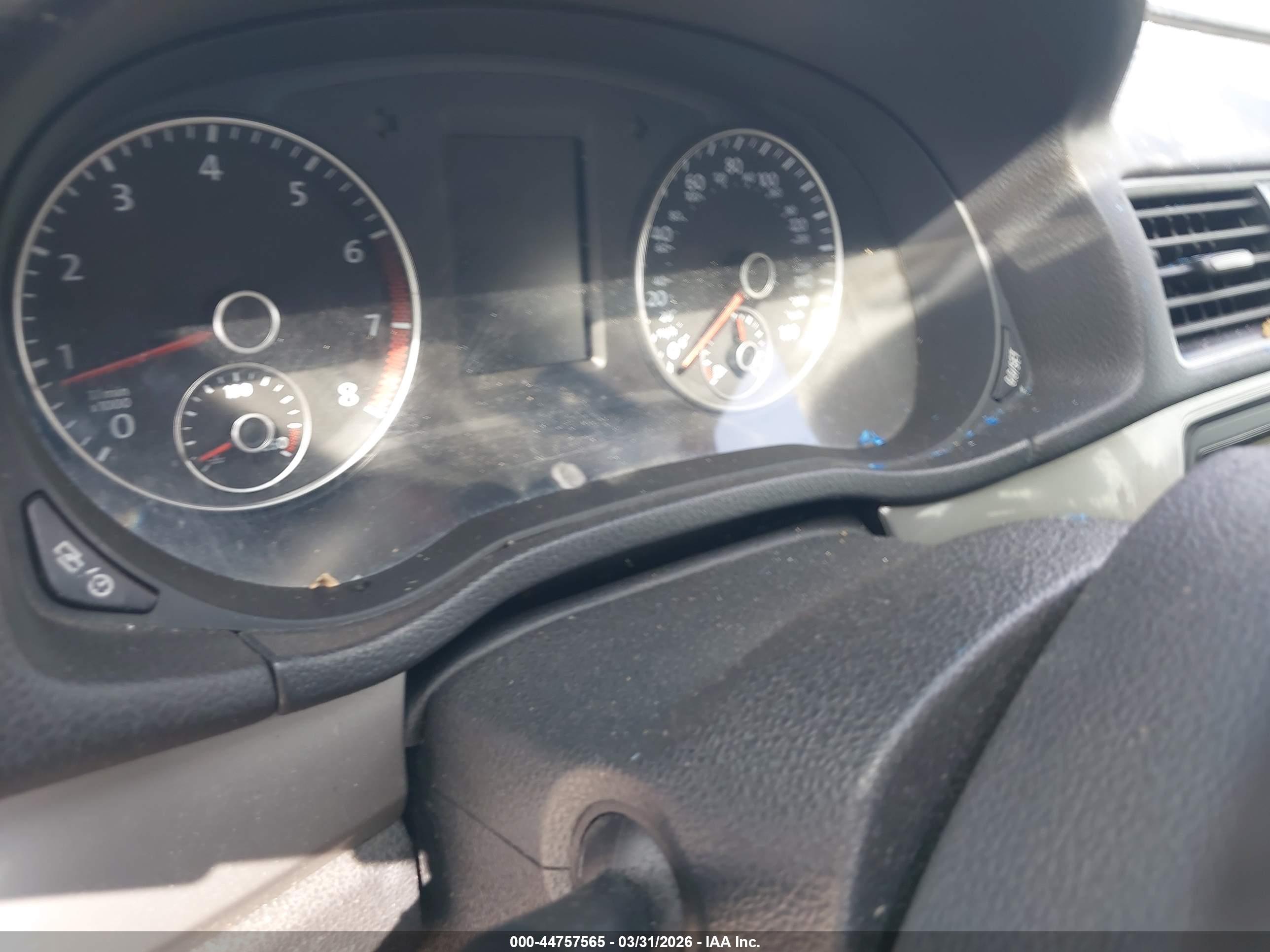 VOLKSWAGEN PASSAT image 7