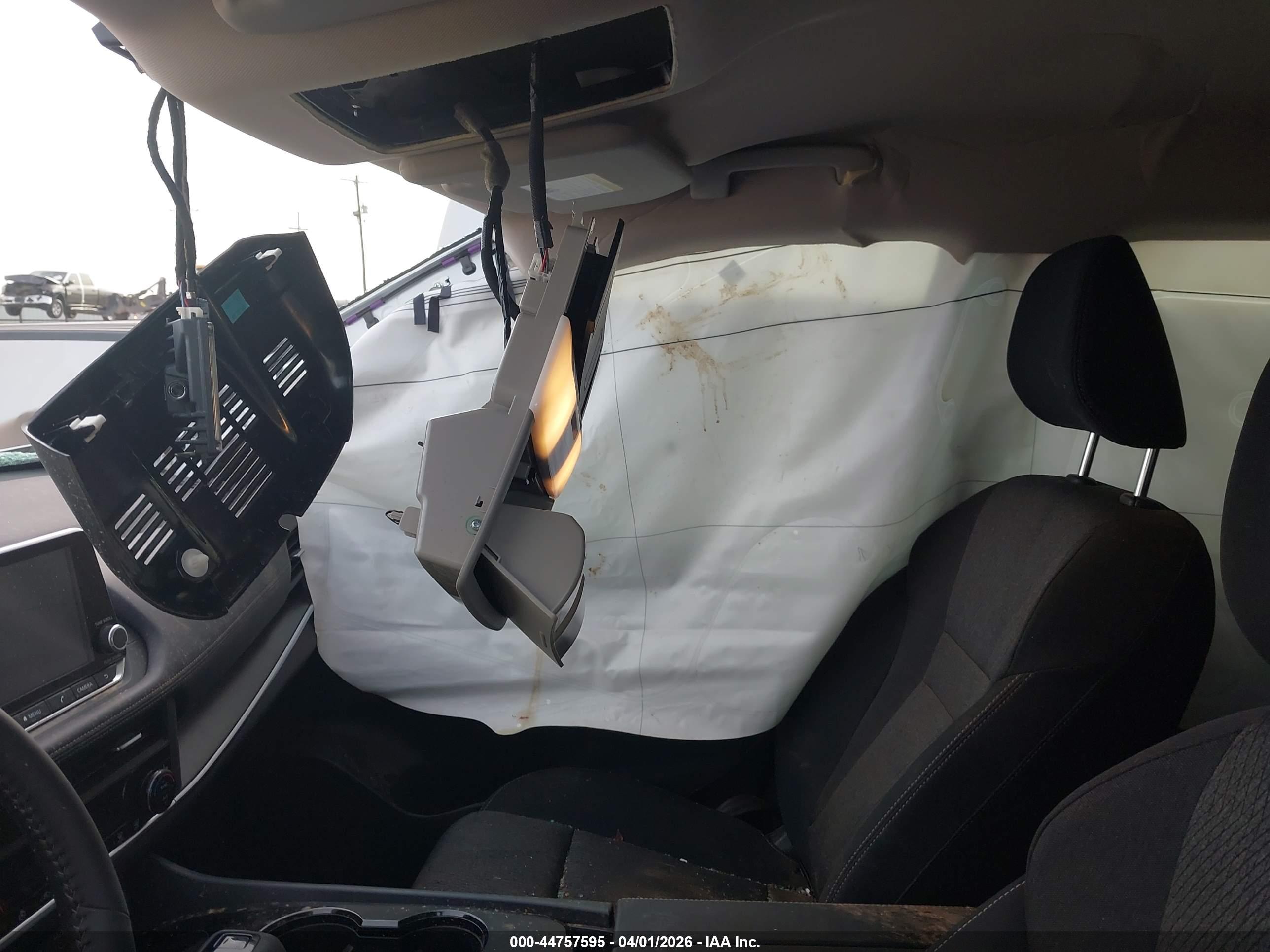 NISSAN ROGUE image 5