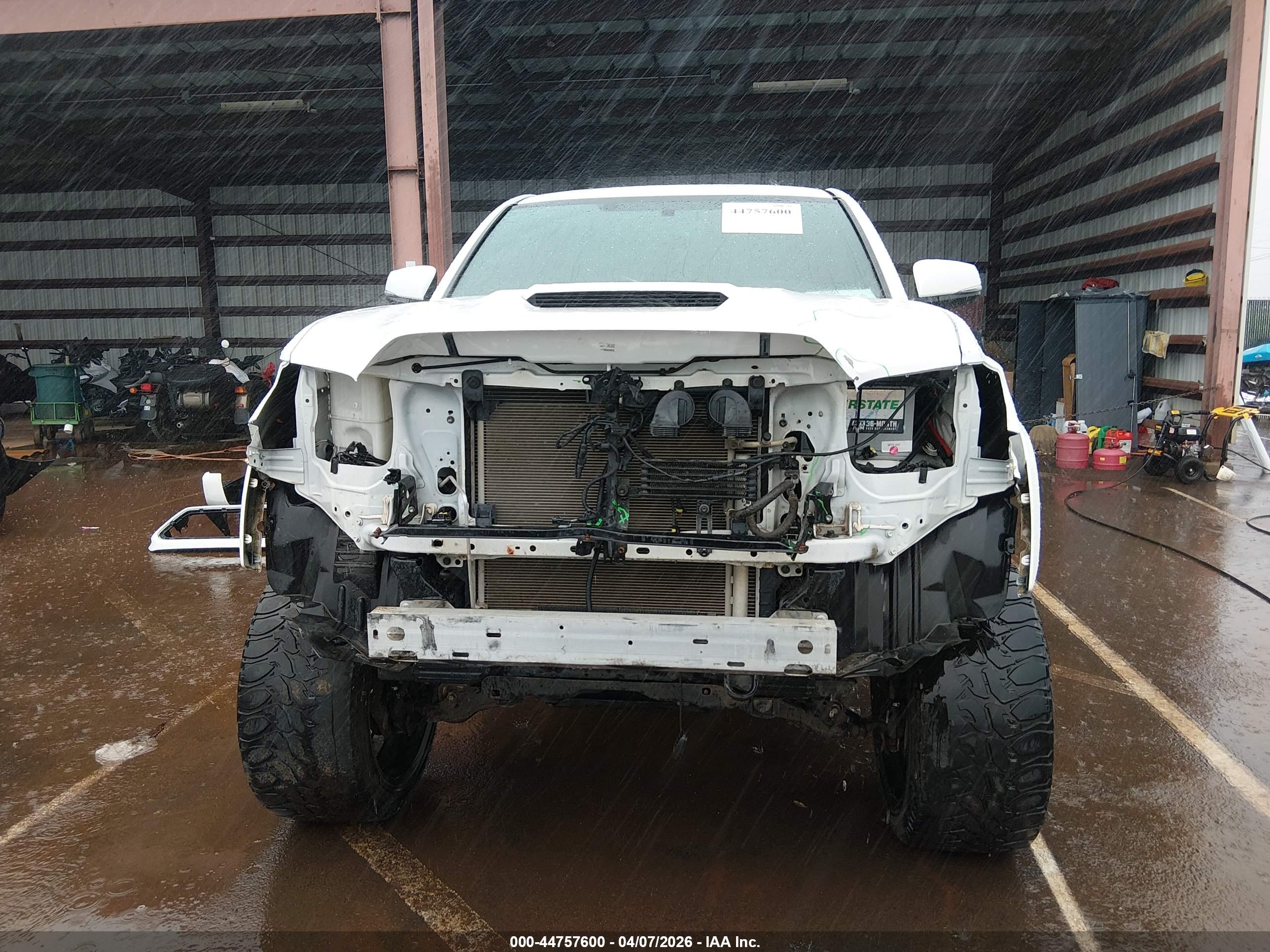 TOYOTA TACOMA image 6