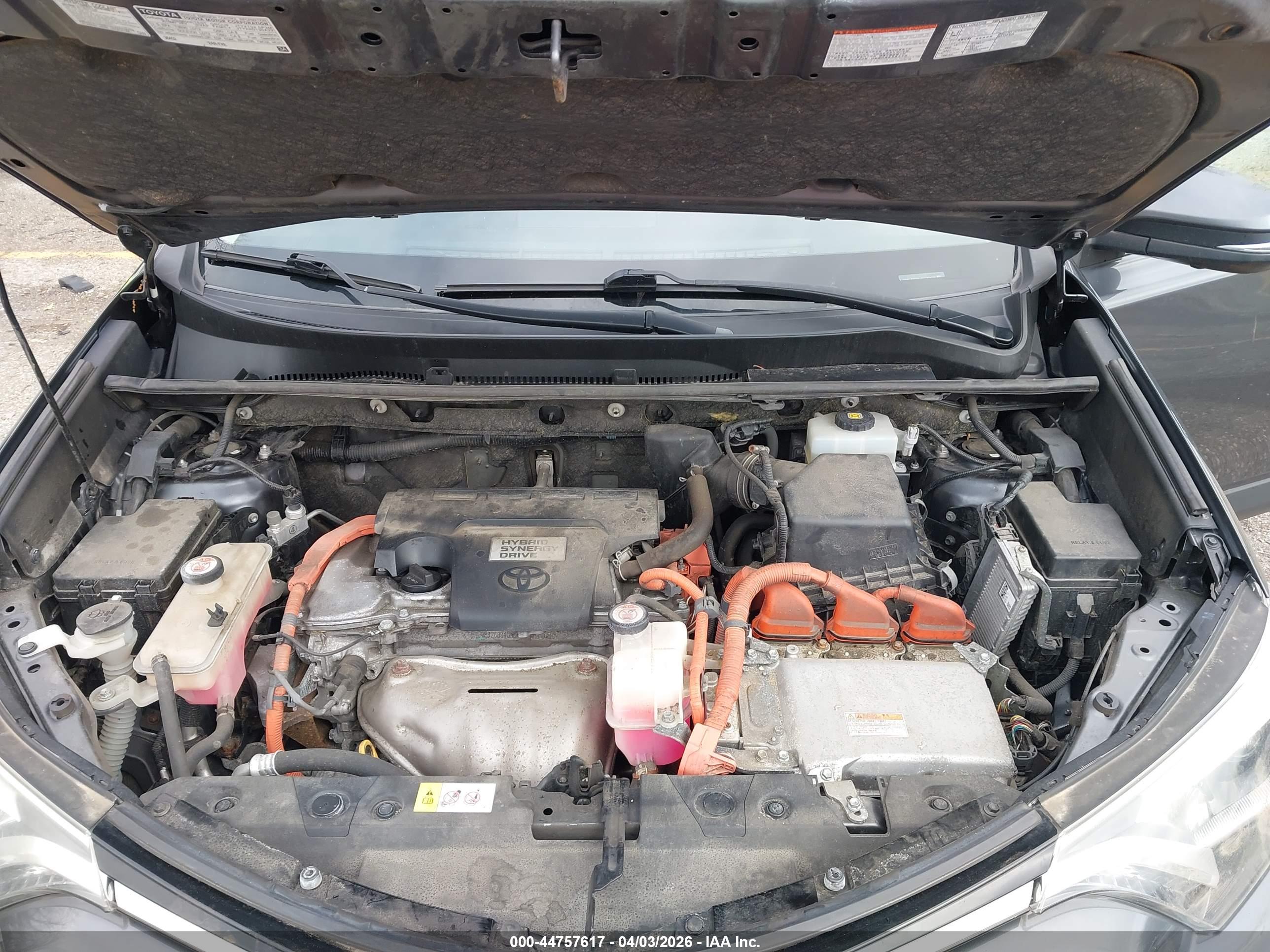 TOYOTA RAV4 image 10