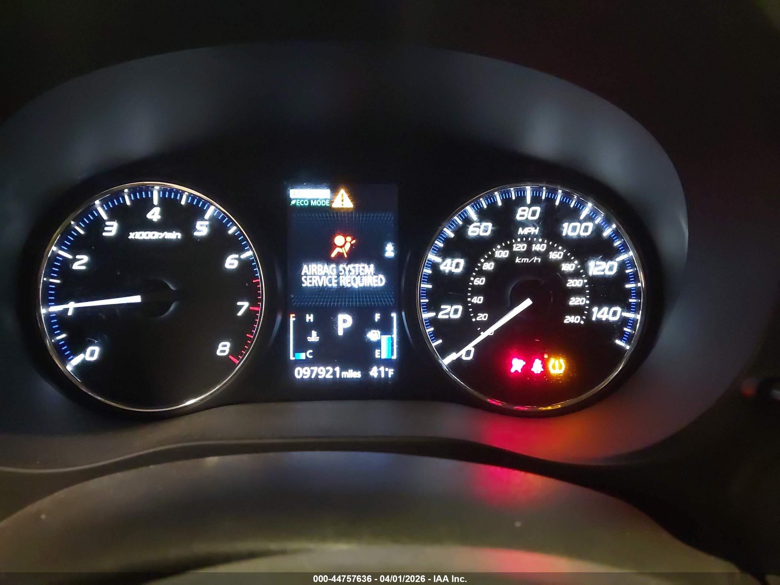 MITSUBISHI OUTLANDER image 7