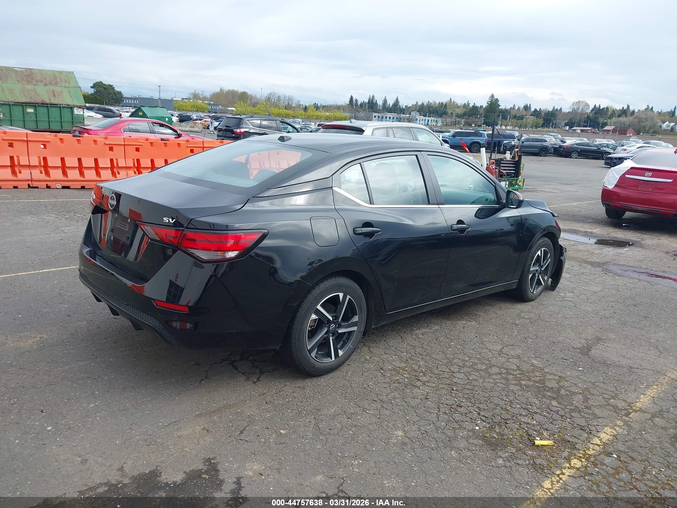 NISSAN SENTRA image 4