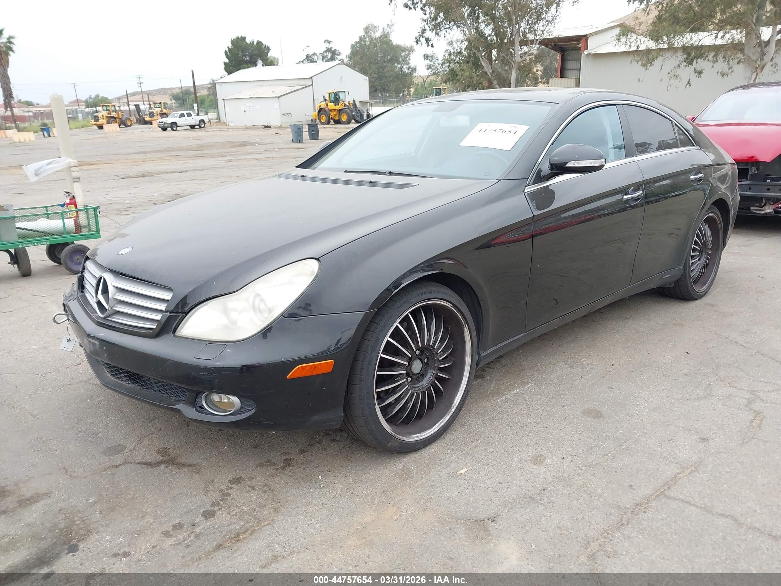 MERCEDES-BENZ CLS image 2