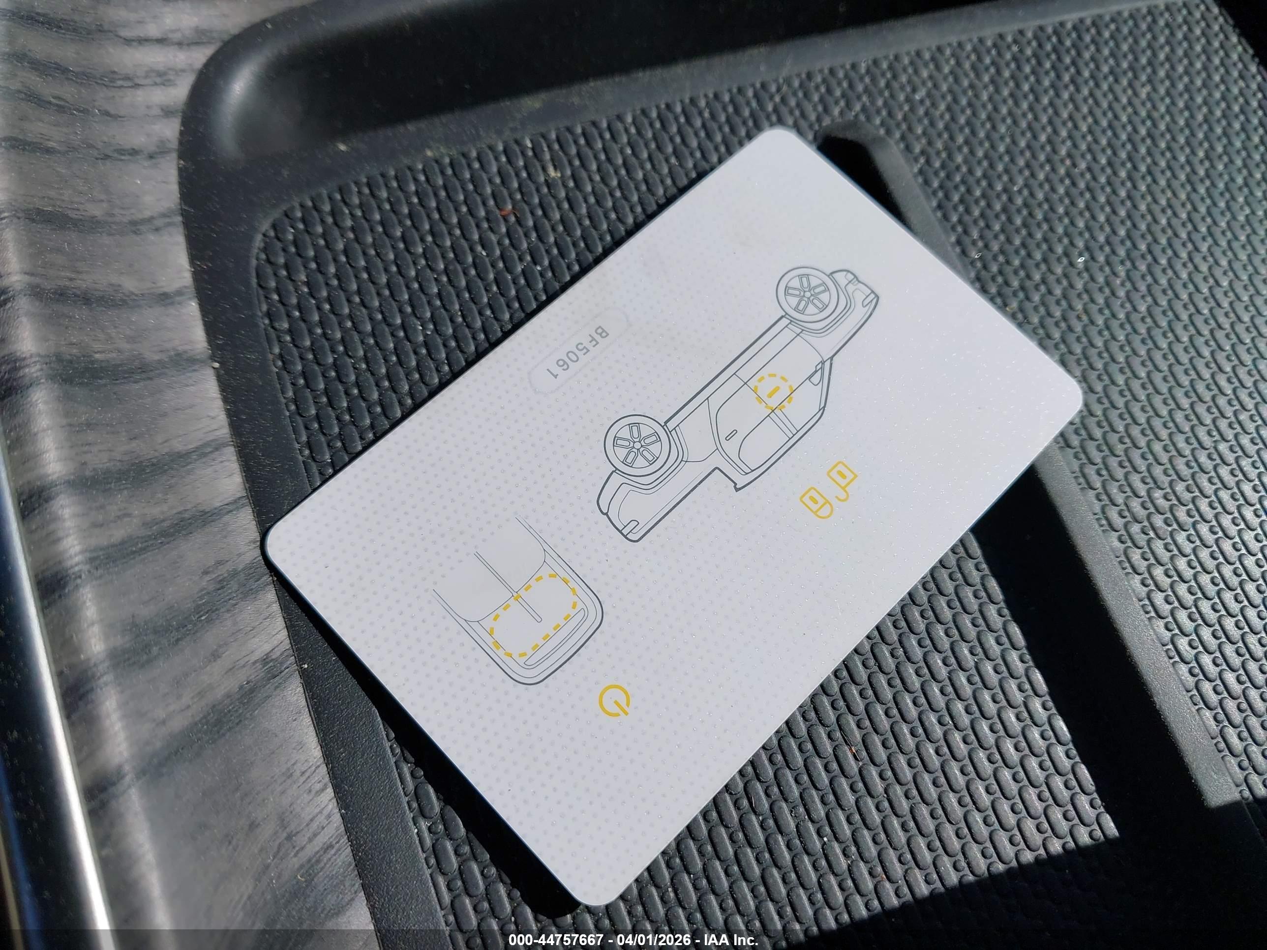 RIVIAN R1T image 11