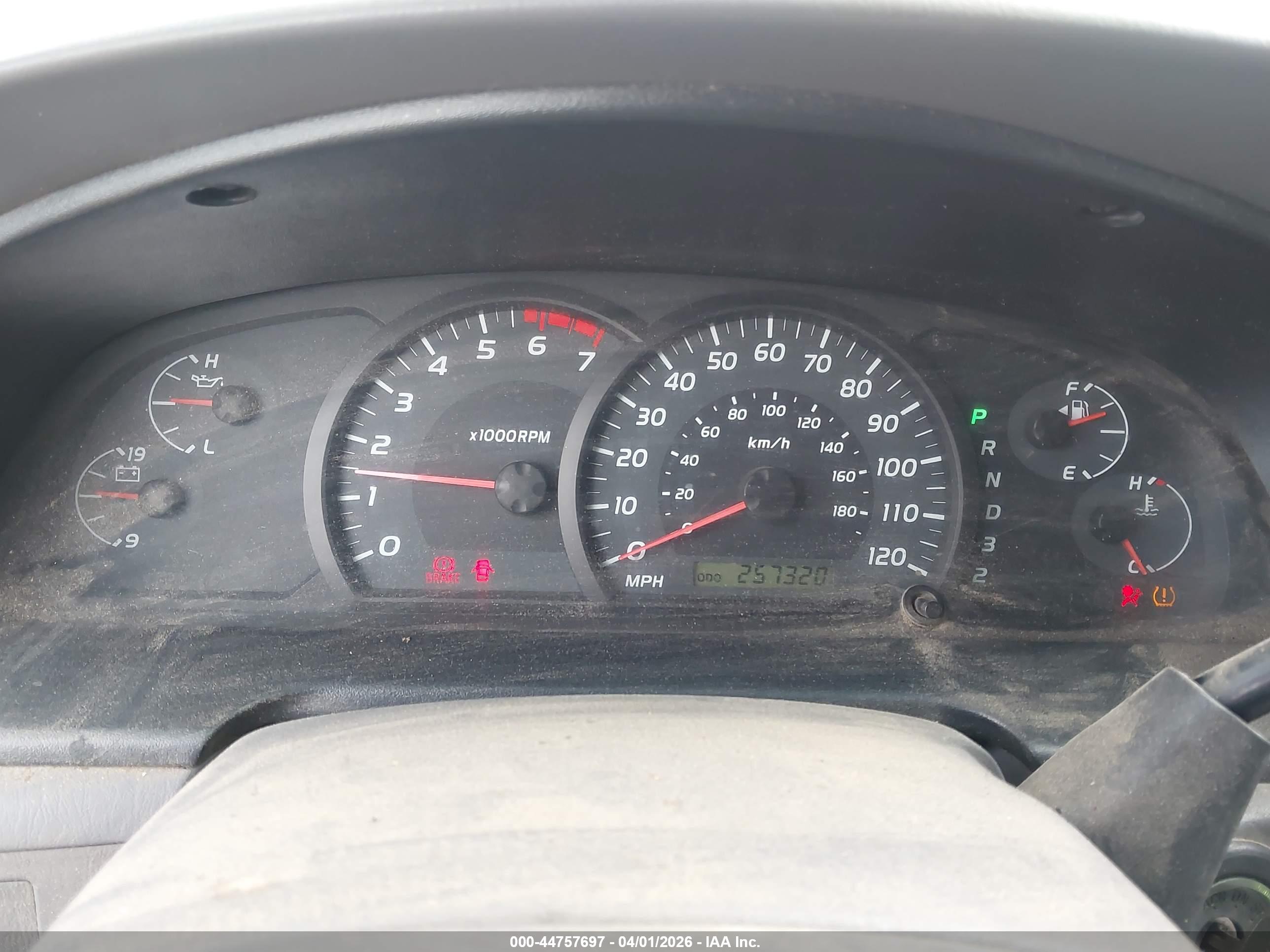 TOYOTA TUNDRA image 7