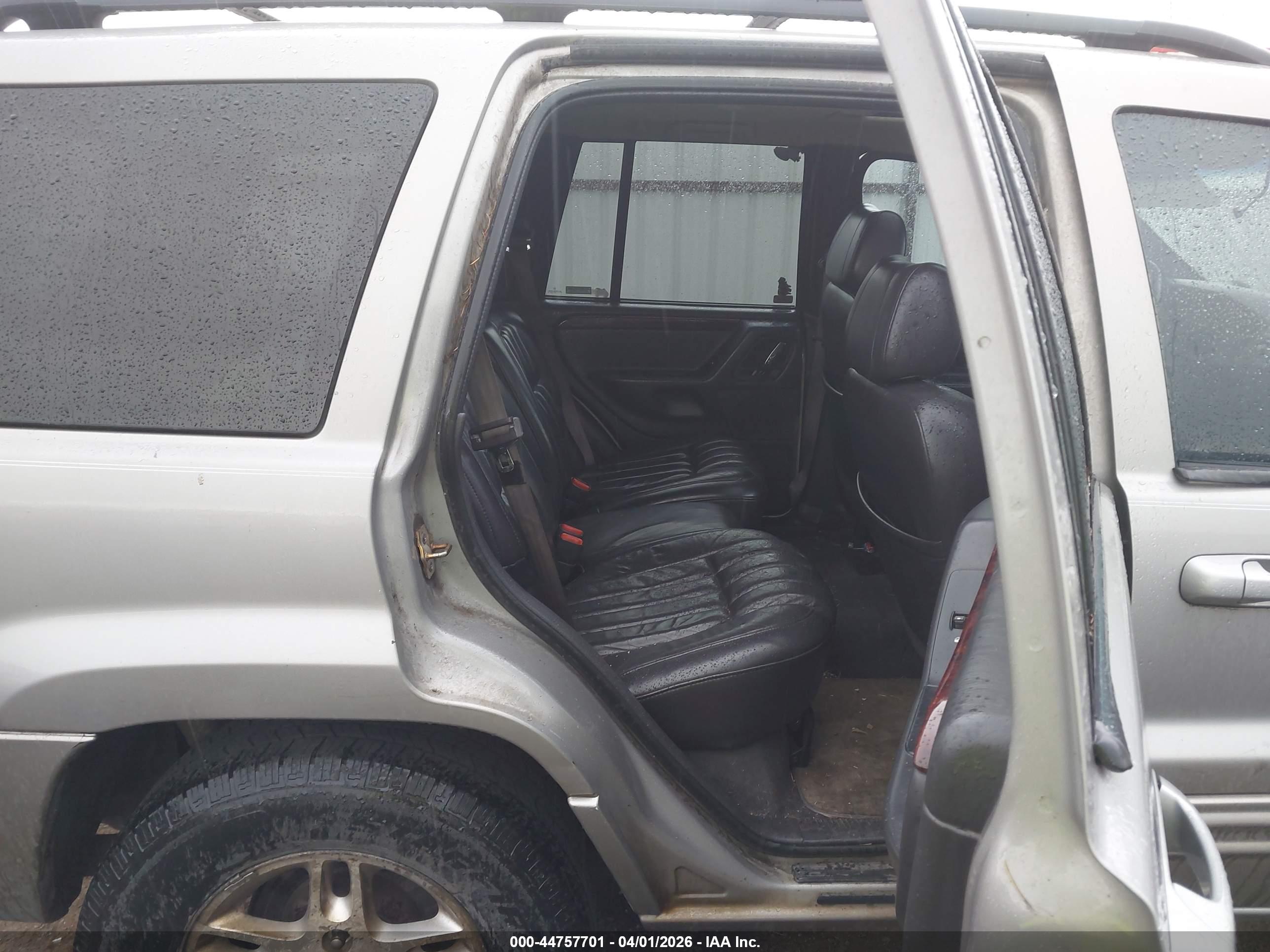 JEEP GRAND image 8