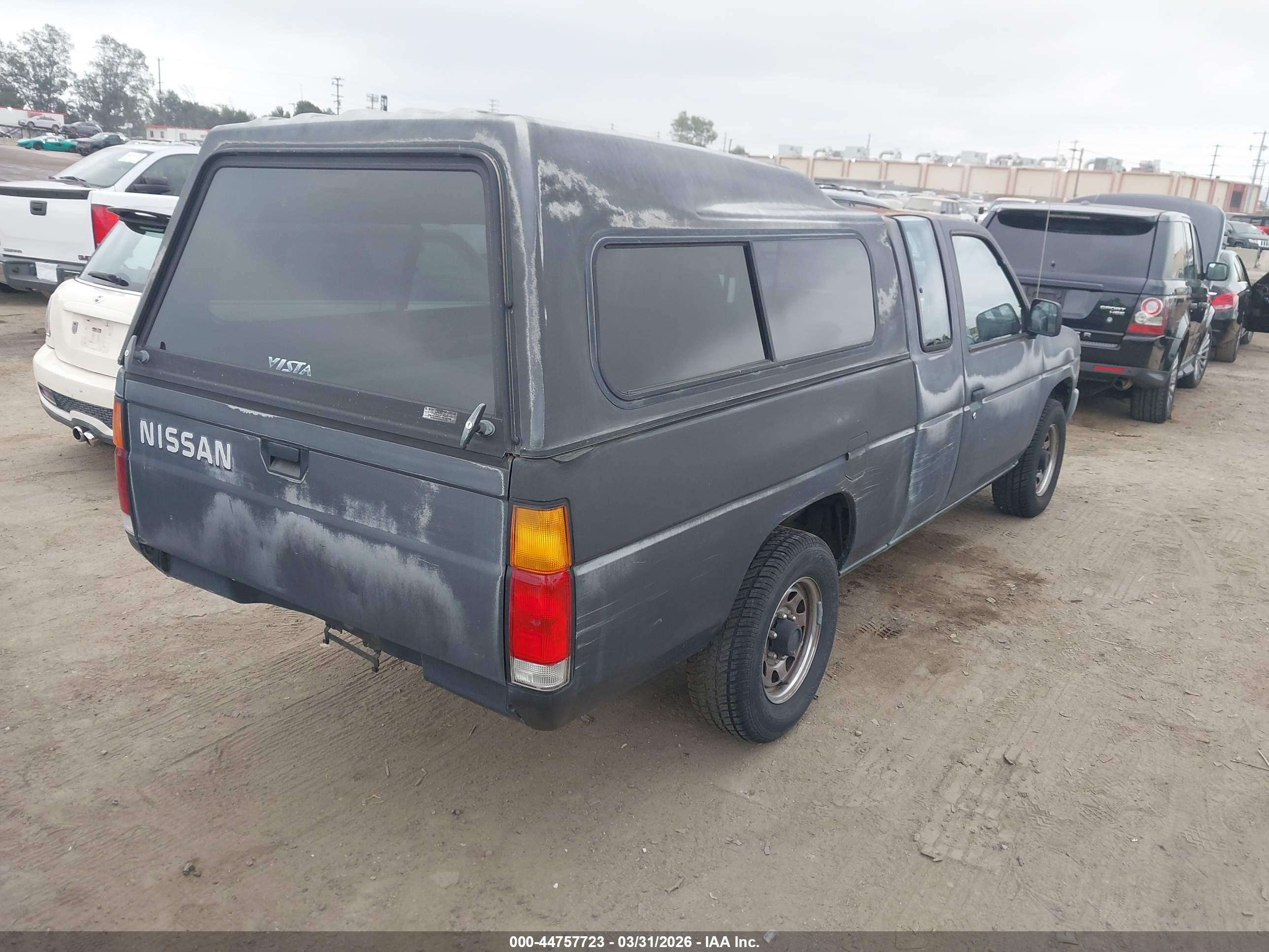 NISSAN TRUCK image 4