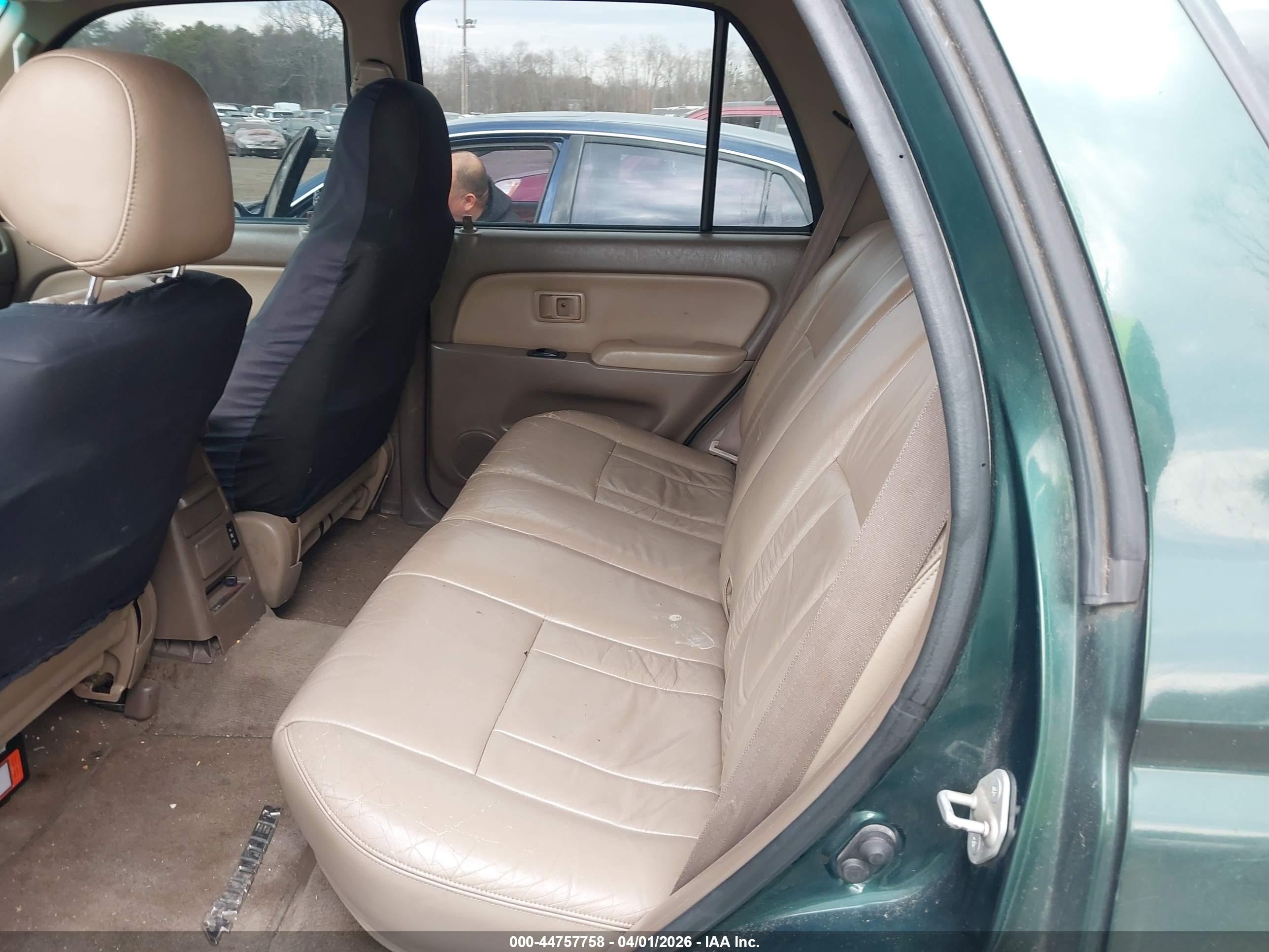 TOYOTA 4RUNNER image 8