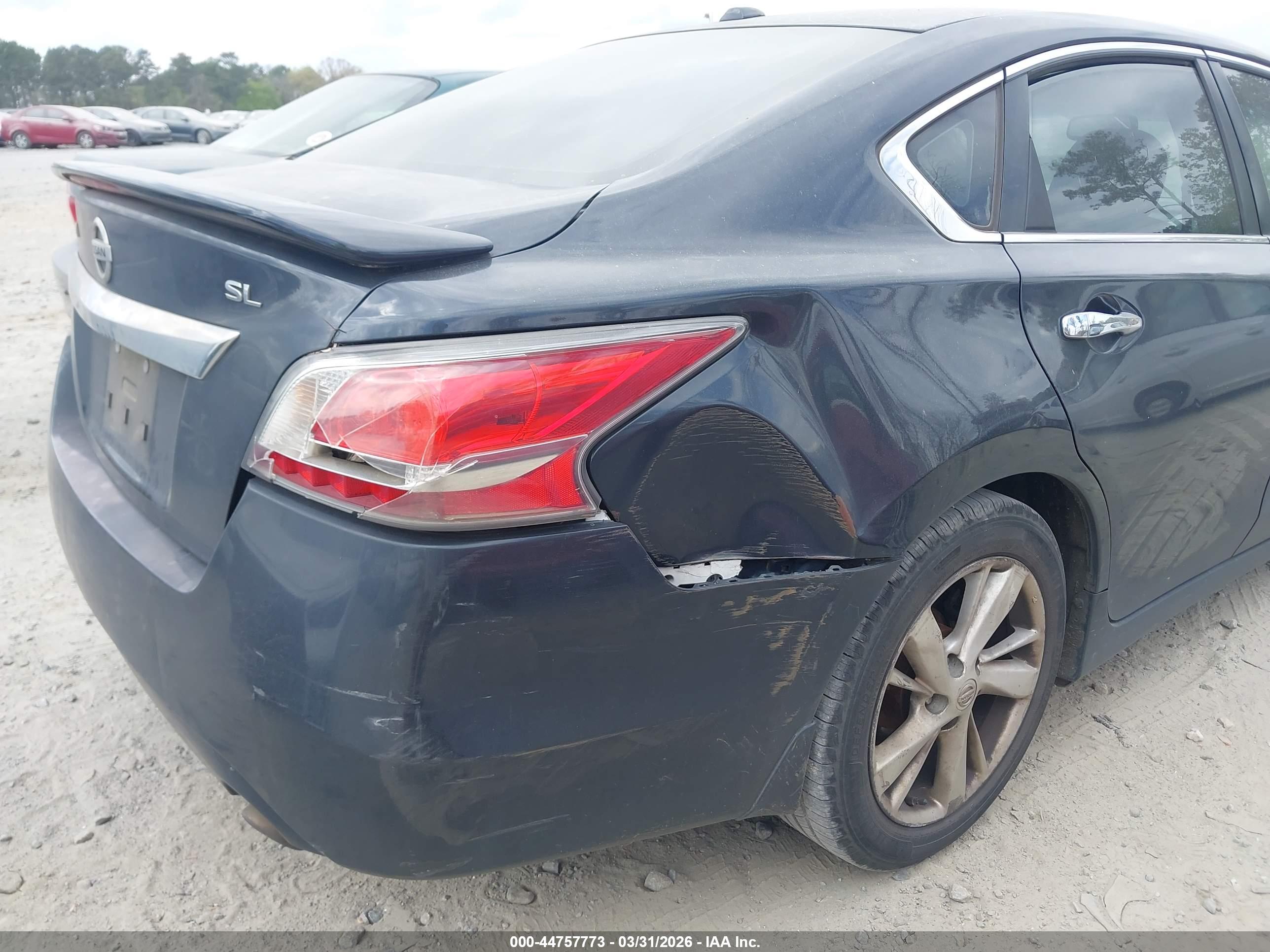 NISSAN ALTIMA image 6