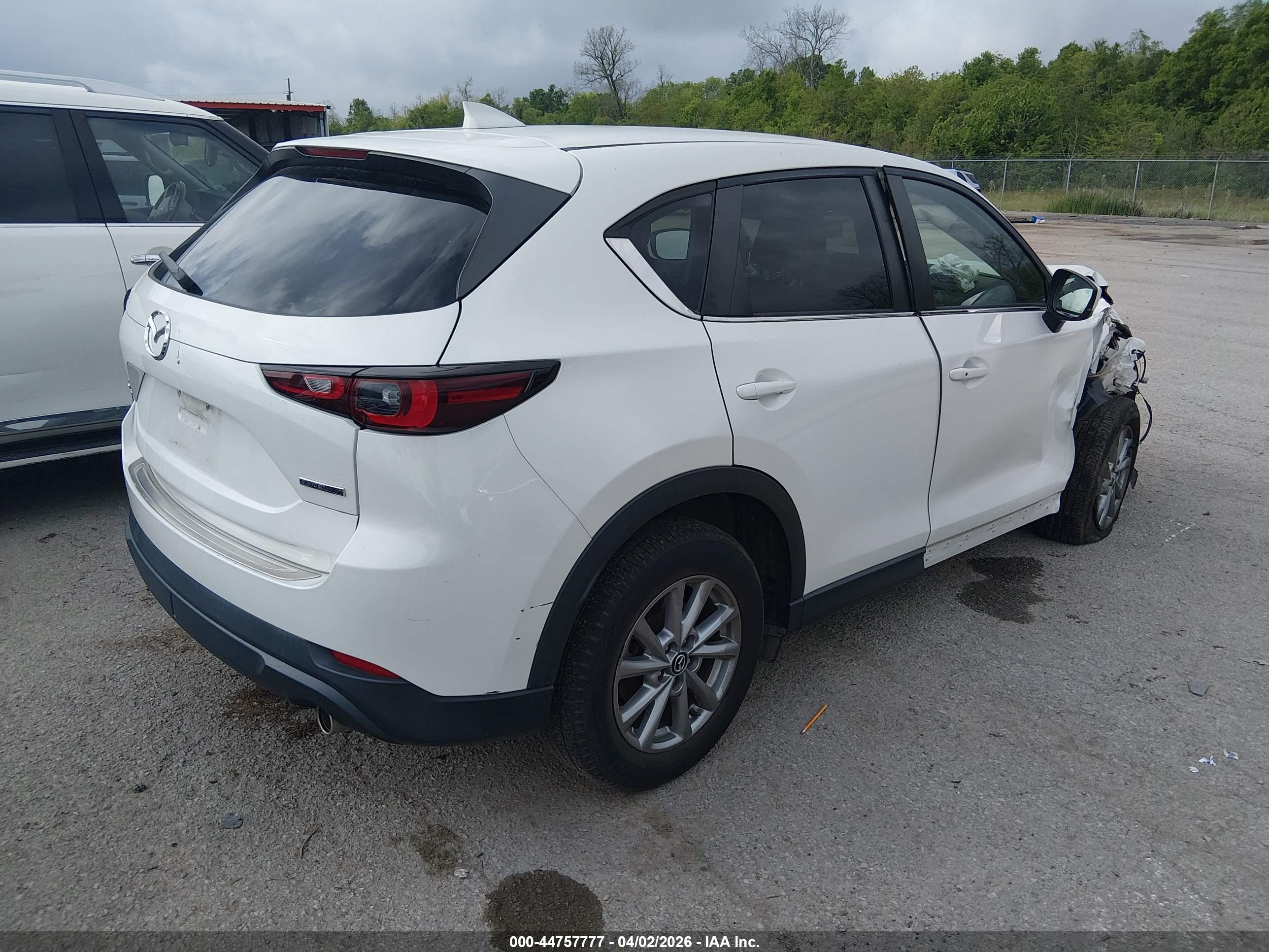 MAZDA CX-5 image 4