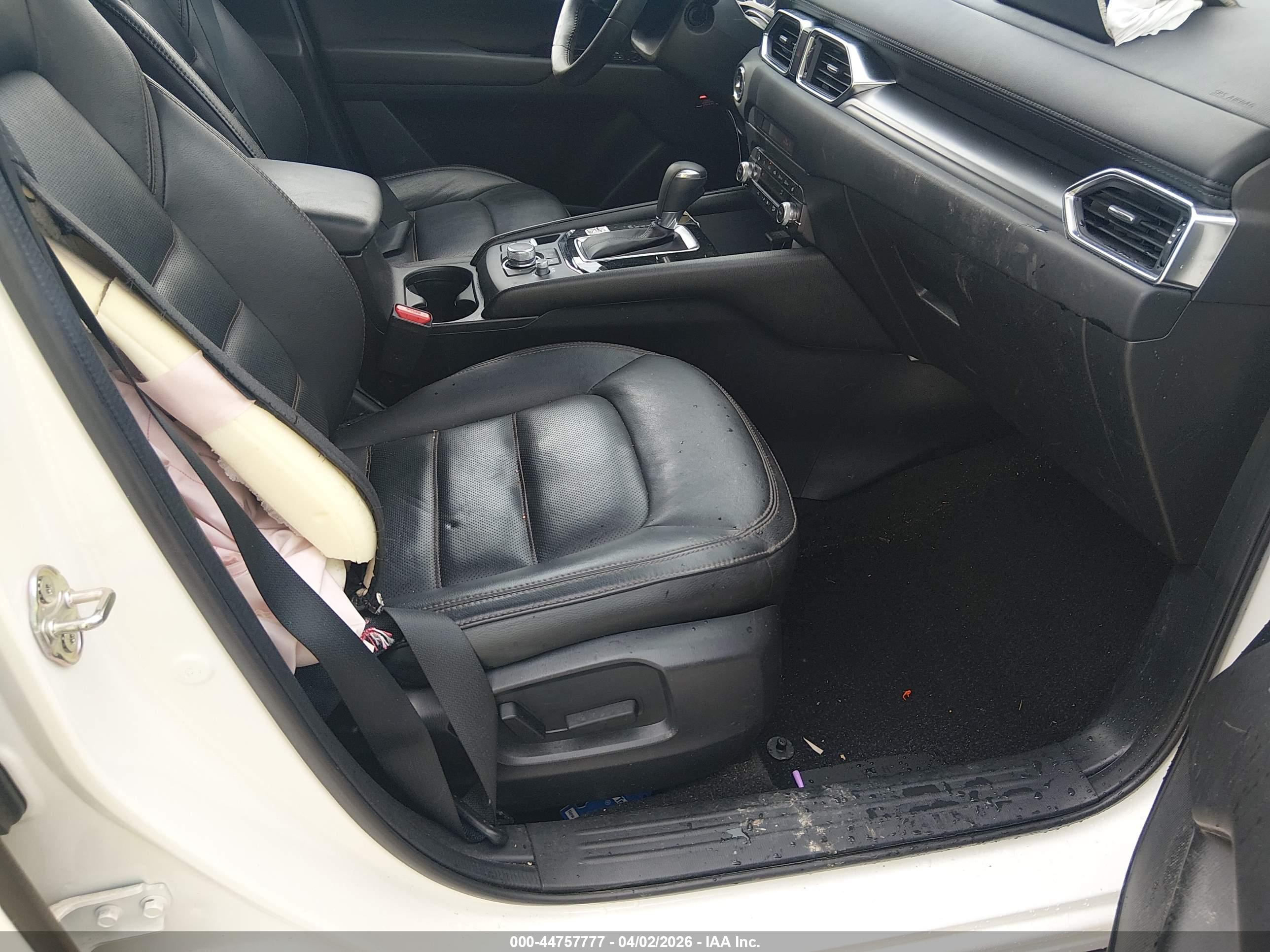 MAZDA CX-5 image 5