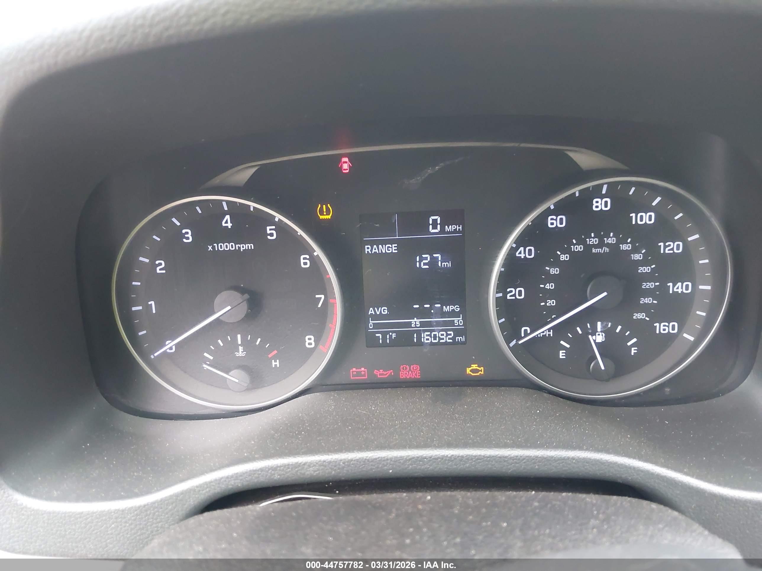 HYUNDAI ELANTRA image 7