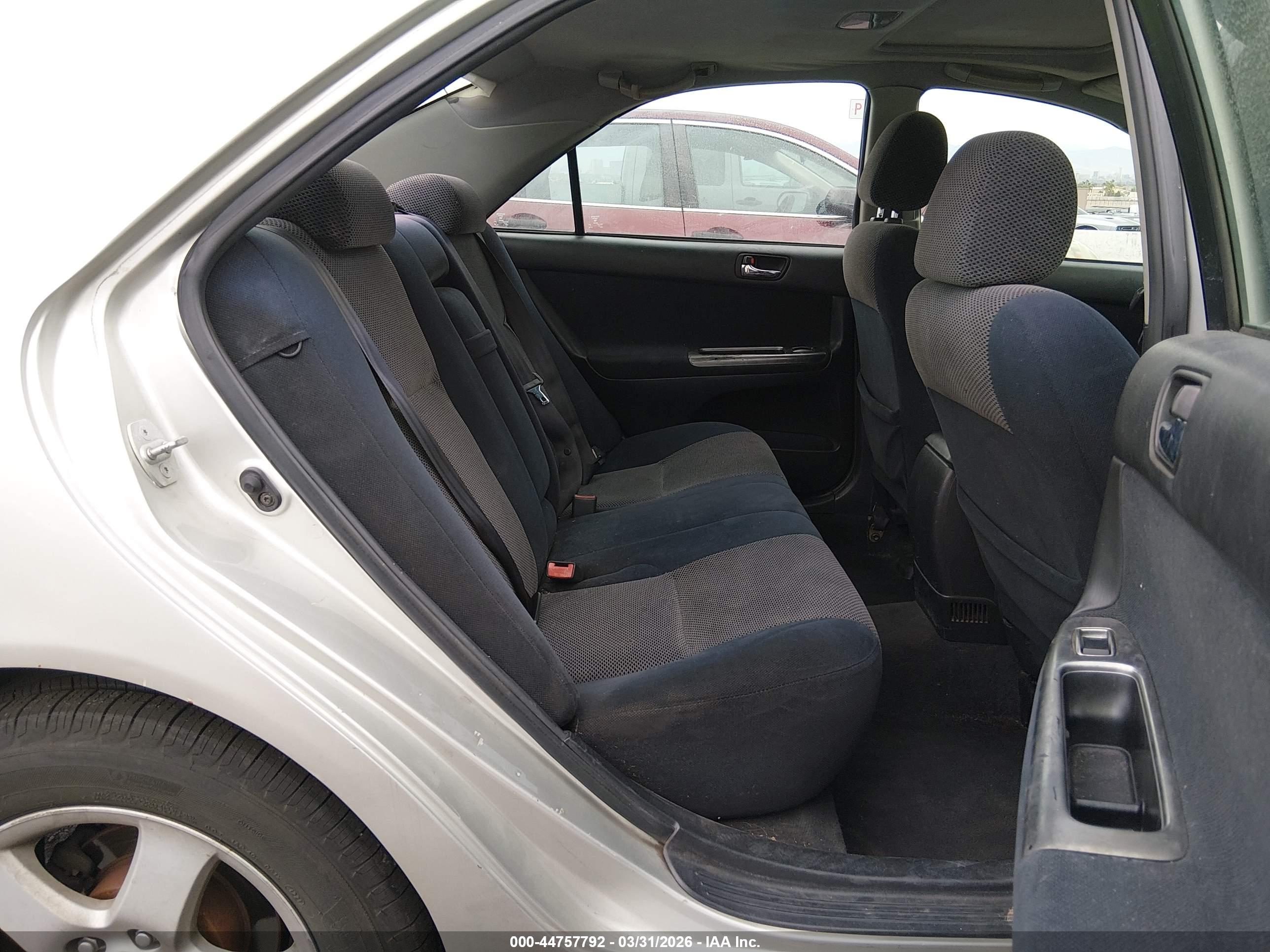 TOYOTA CAMRY image 8