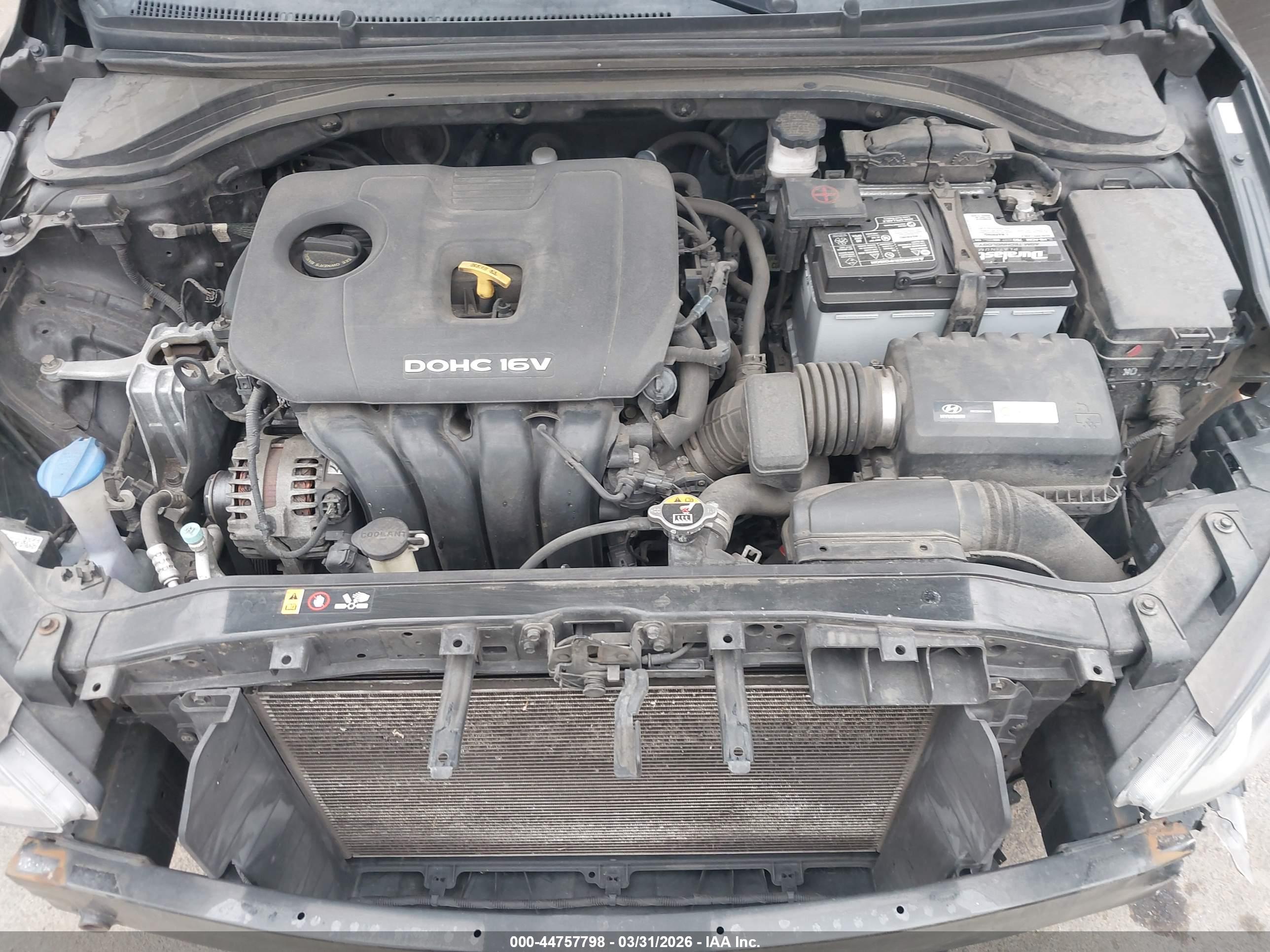 HYUNDAI ELANTRA image 10