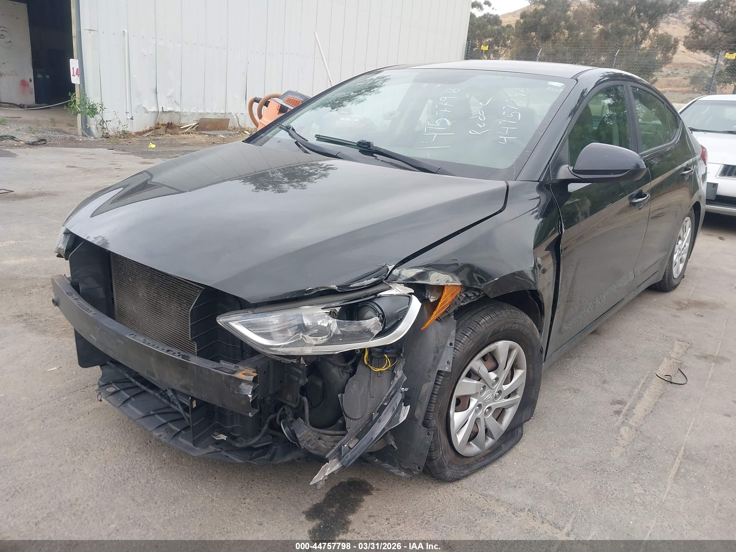HYUNDAI ELANTRA image 2